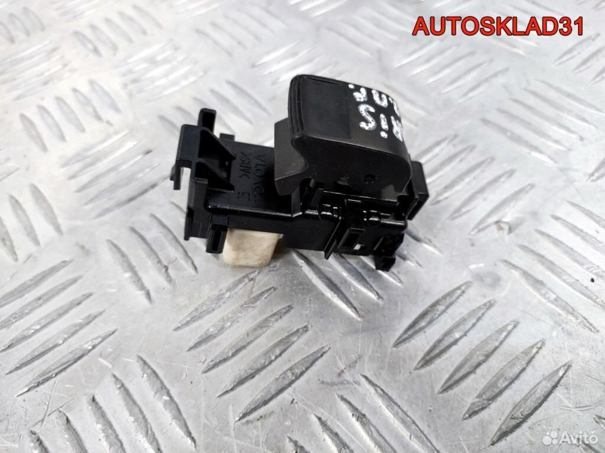 Кнопка стеклоподъемника Toyota Yaris 8481052030, 600 рублей, Дубовое