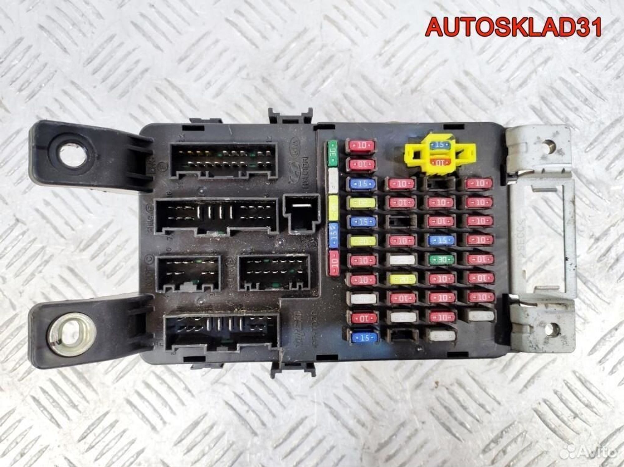 Блок предохранителей Kia Rio 919501G010, 1700 рублей, Дубовое