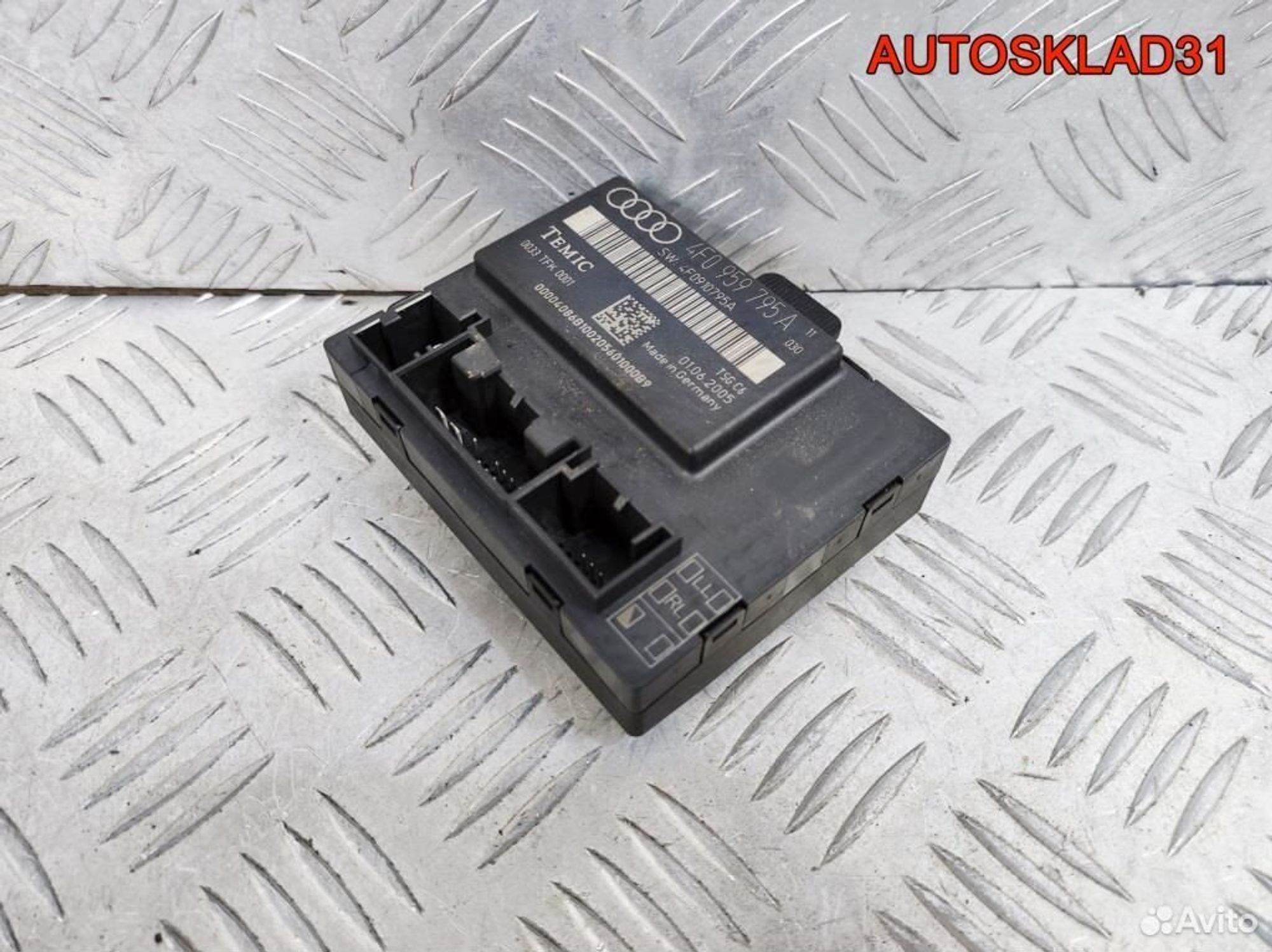 Блок комфорта задней двери Audi A6 C6 4F0959795A, 1400 рублей, Дубовое