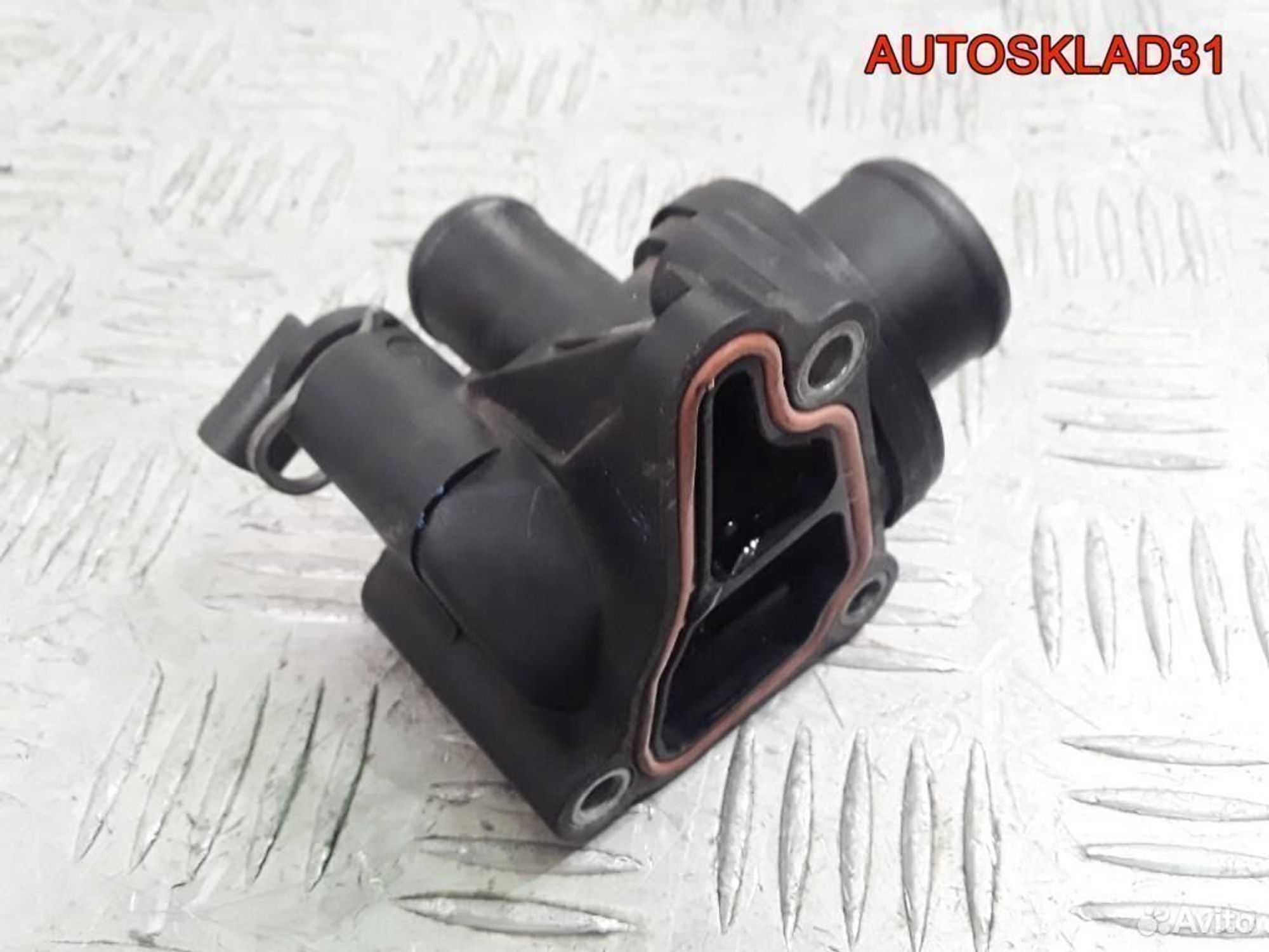 Корпус термостата Mercedes Benz W168 1,6 OM166.960, 1800 рублей, Дубовое