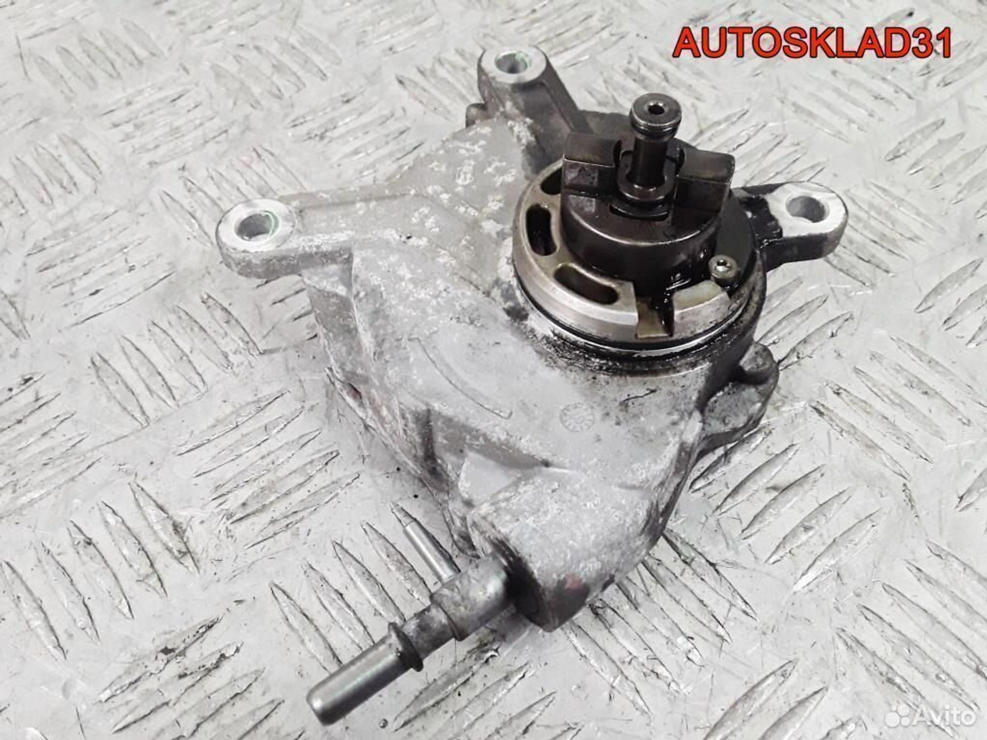 Насос вакуумный Toyota Corolla Verso 293000R010, 3200 рублей, Дубовое