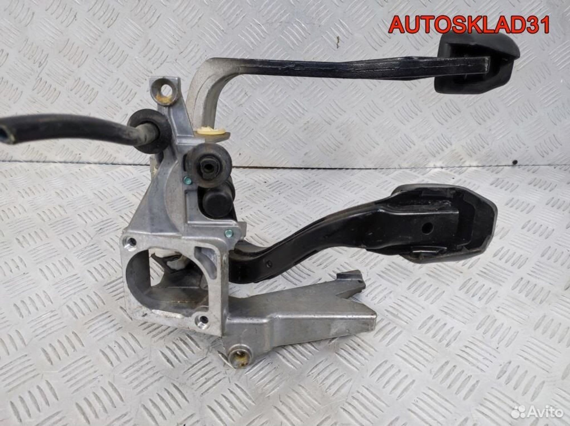 Блок педалей МКПП Audi A6 C5 8D1721316H, 3600 рублей, Дубовое