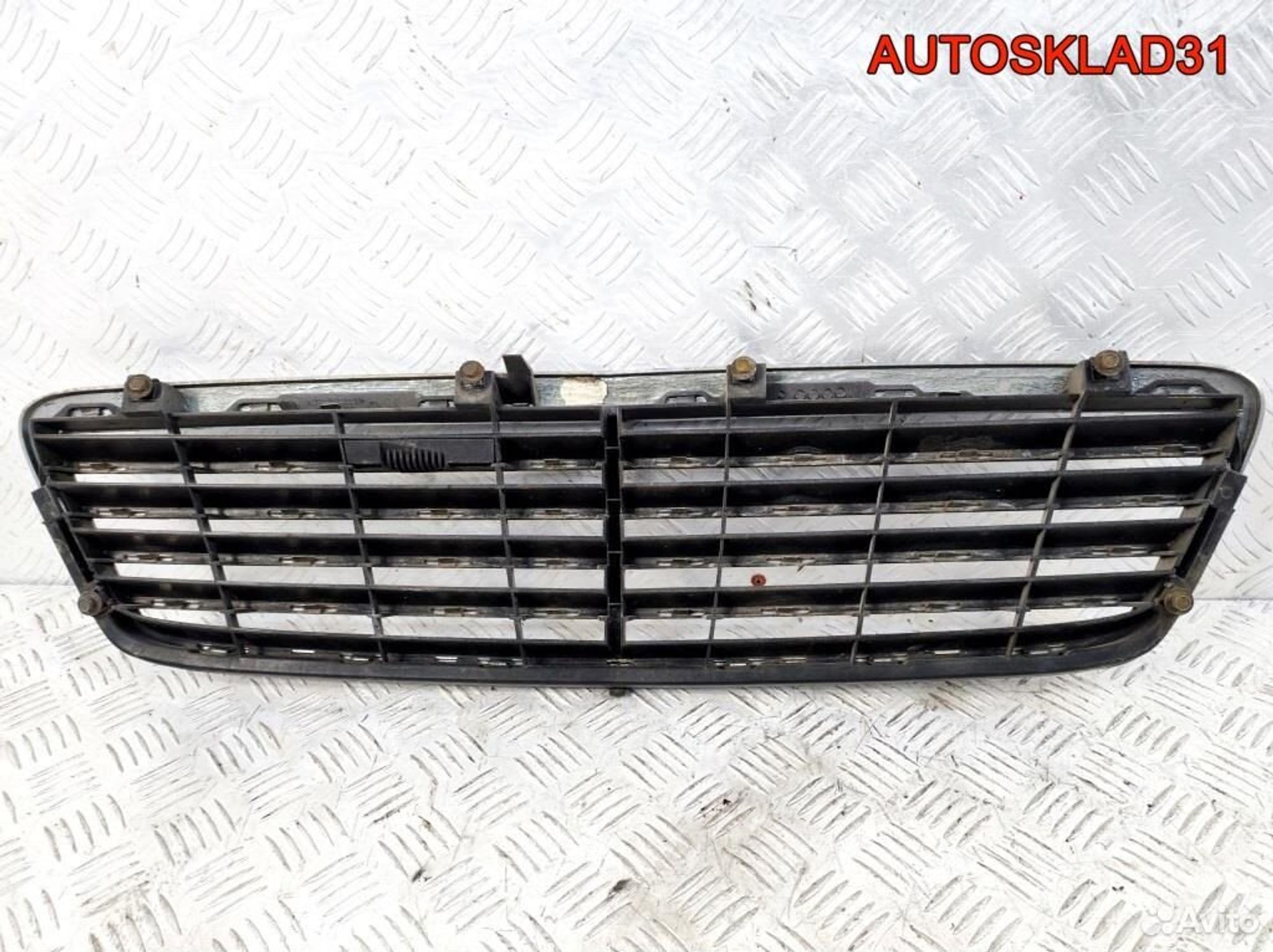 Решетка радиатора Mercedes Benz W203 A2038800183, 4900 рублей, Дубовое