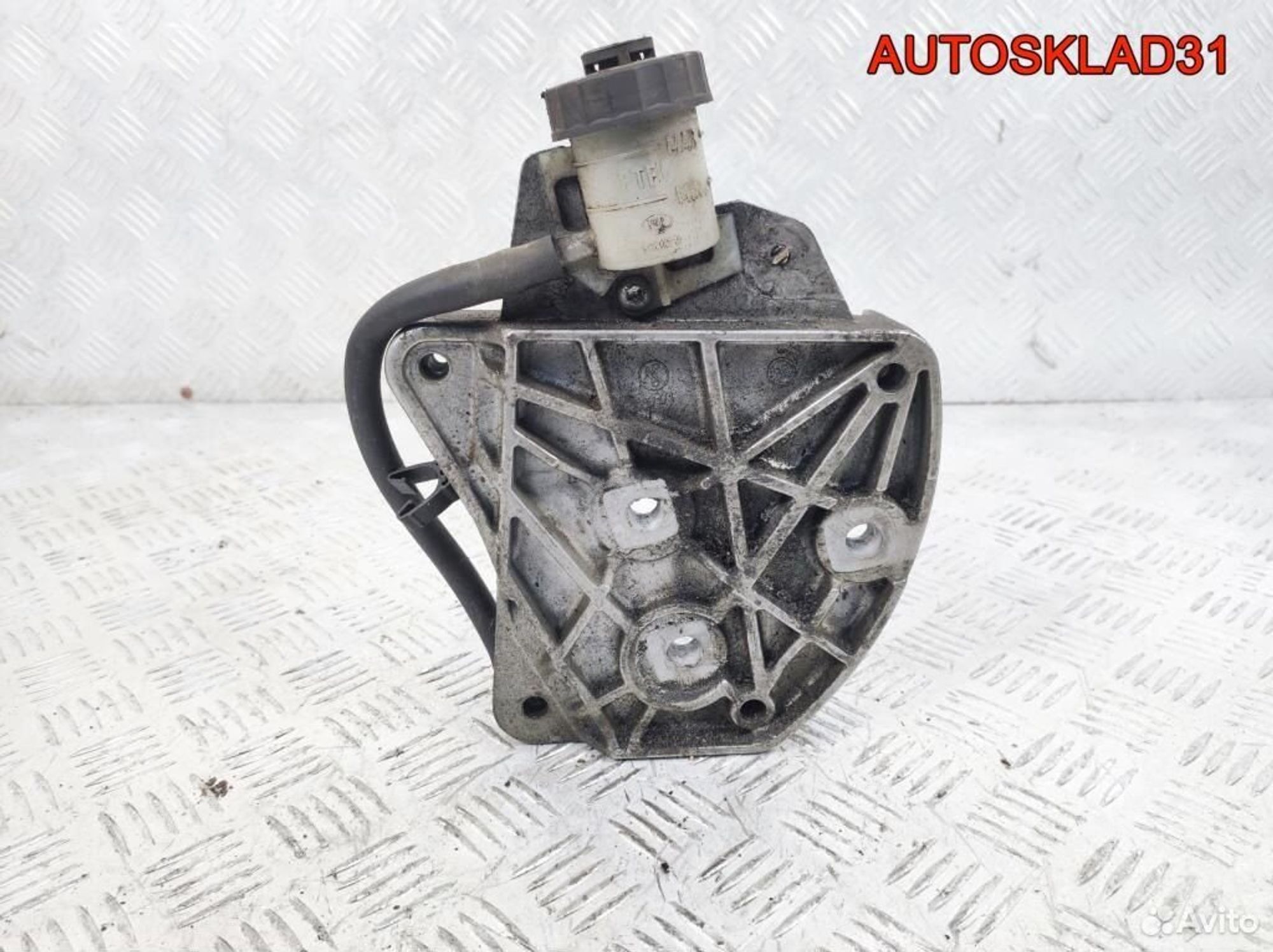 Кронштейн ркпп изитроник Opel Corsa D 24410017, 1100 рублей, Дубовое