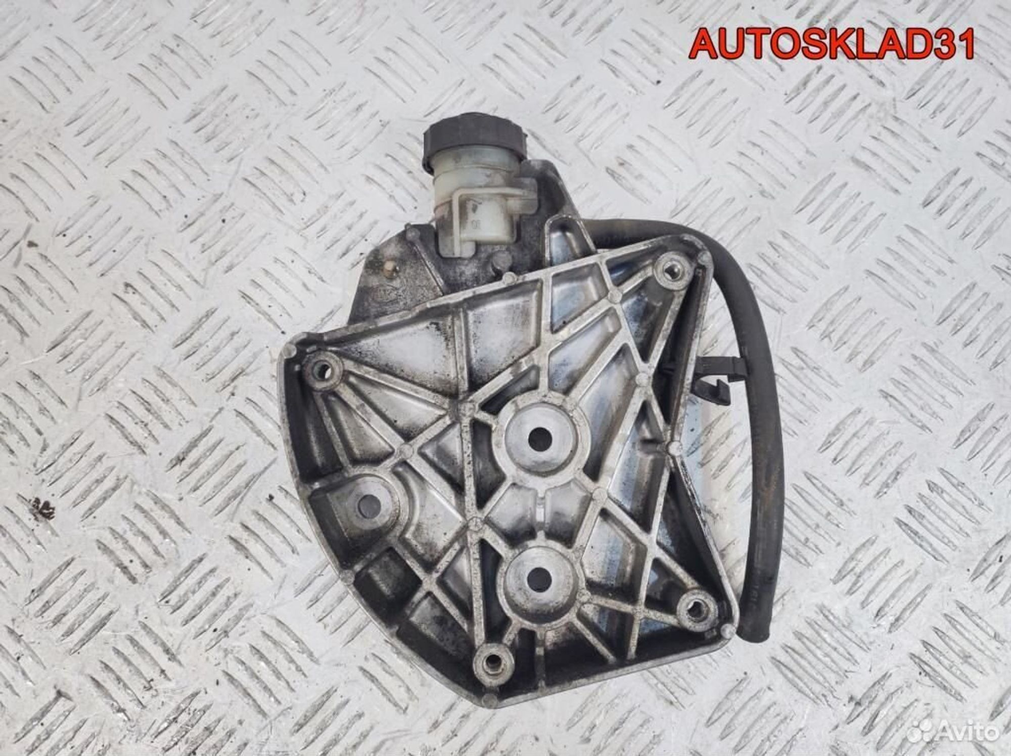 Кронштейн ркпп изитроник Opel Corsa D 24410017, 1100 рублей, Дубовое