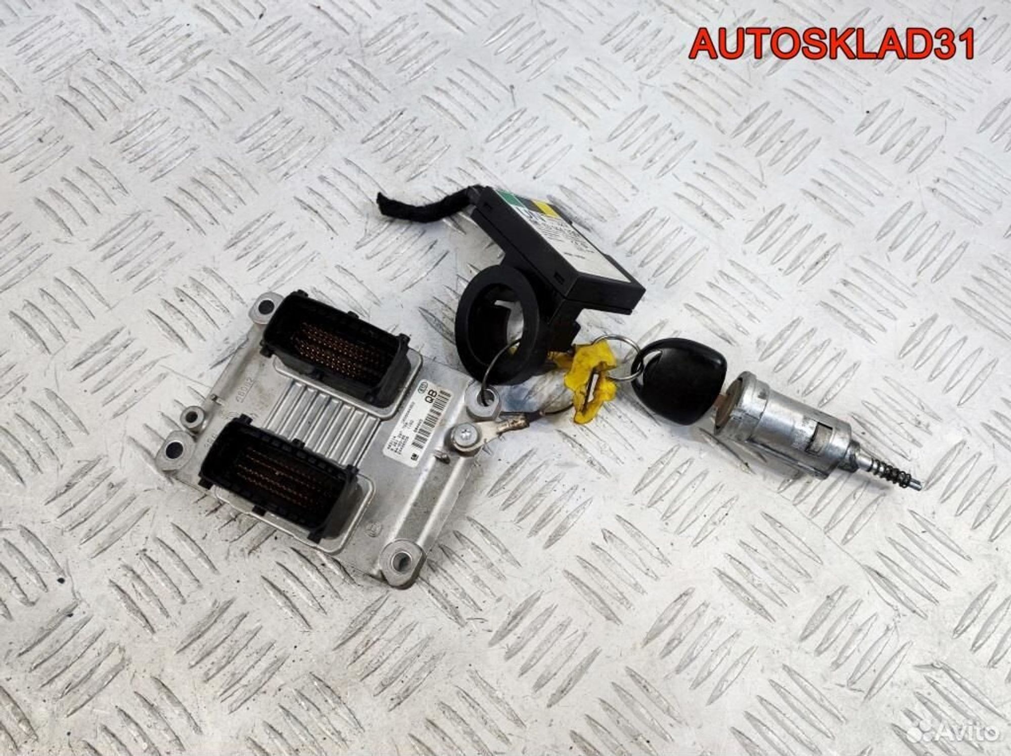 Блок Эбу комплект Opel Corsa C 1,0 Z10XEP 24420558, 5700 рублей, Дубовое