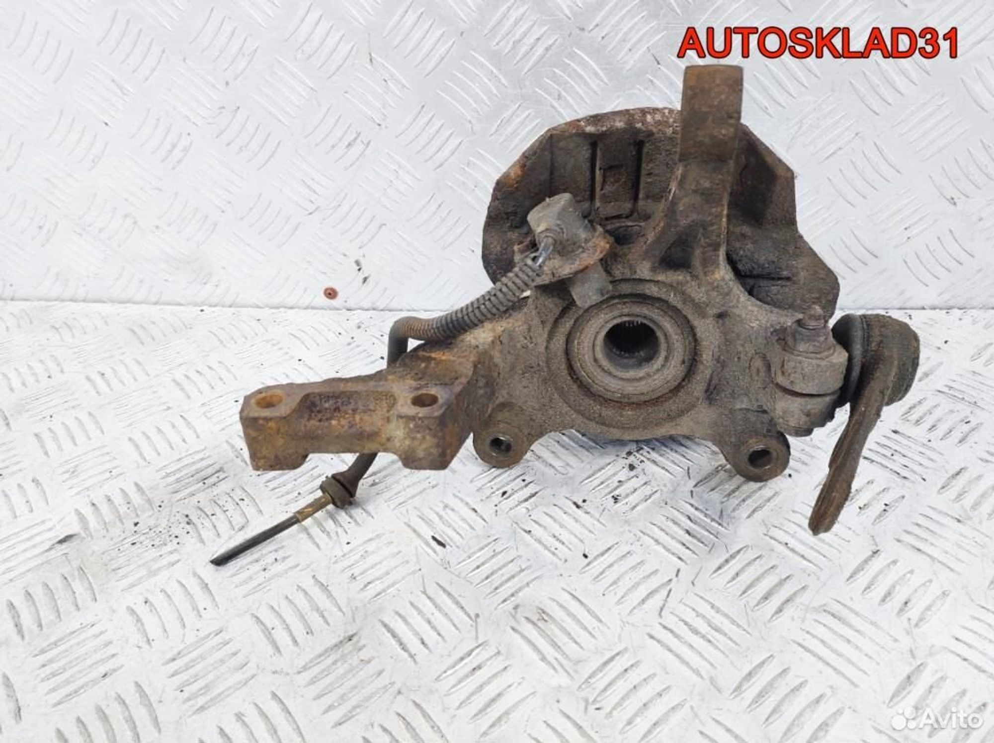 Кулак поворотный передний правый Daewoo Nubira, 2500 рублей, Дубовое