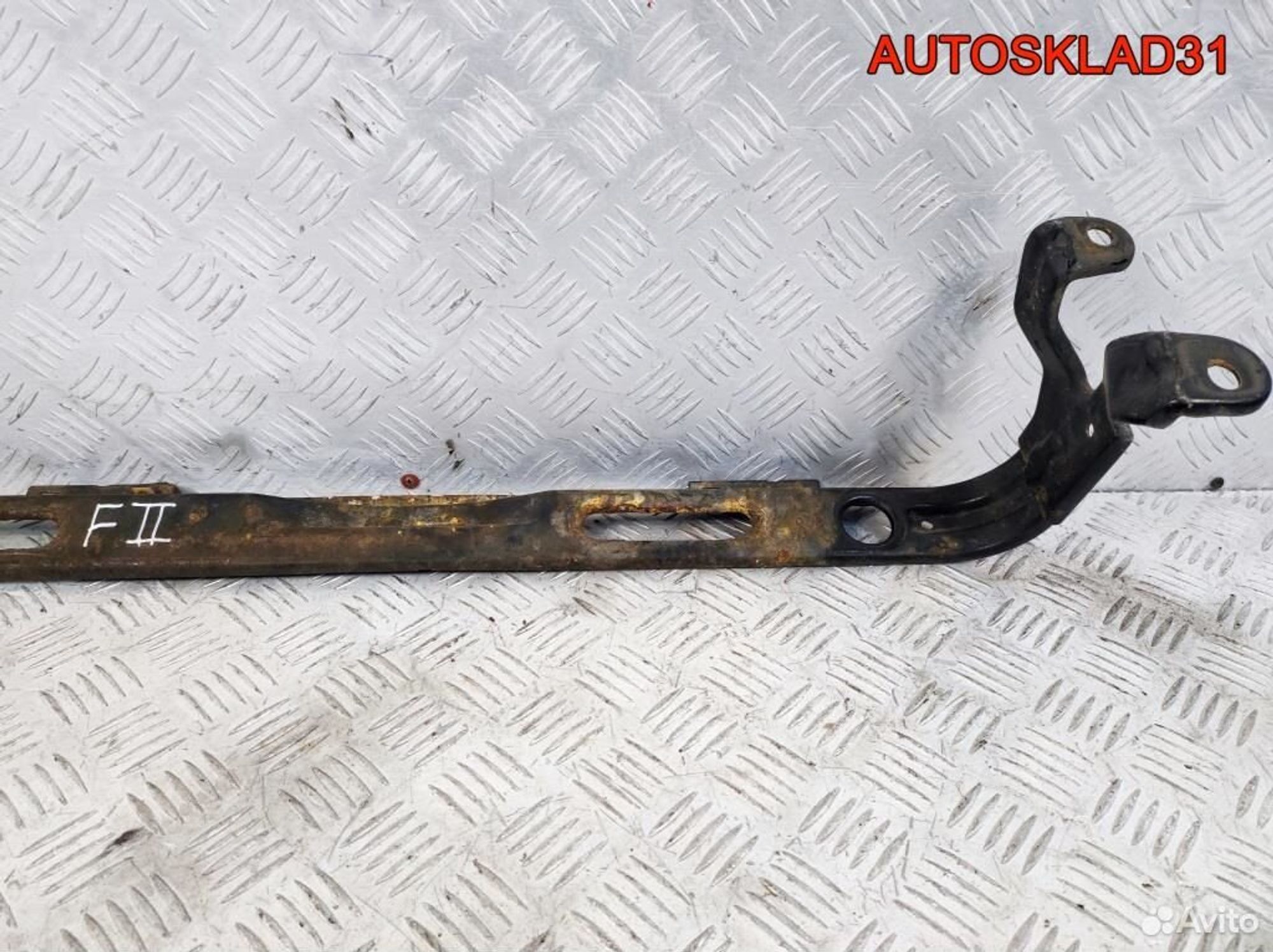 Балка подрадиаторная Ford Focus 2 3M5H8A297JH, 2100 рублей, Дубовое