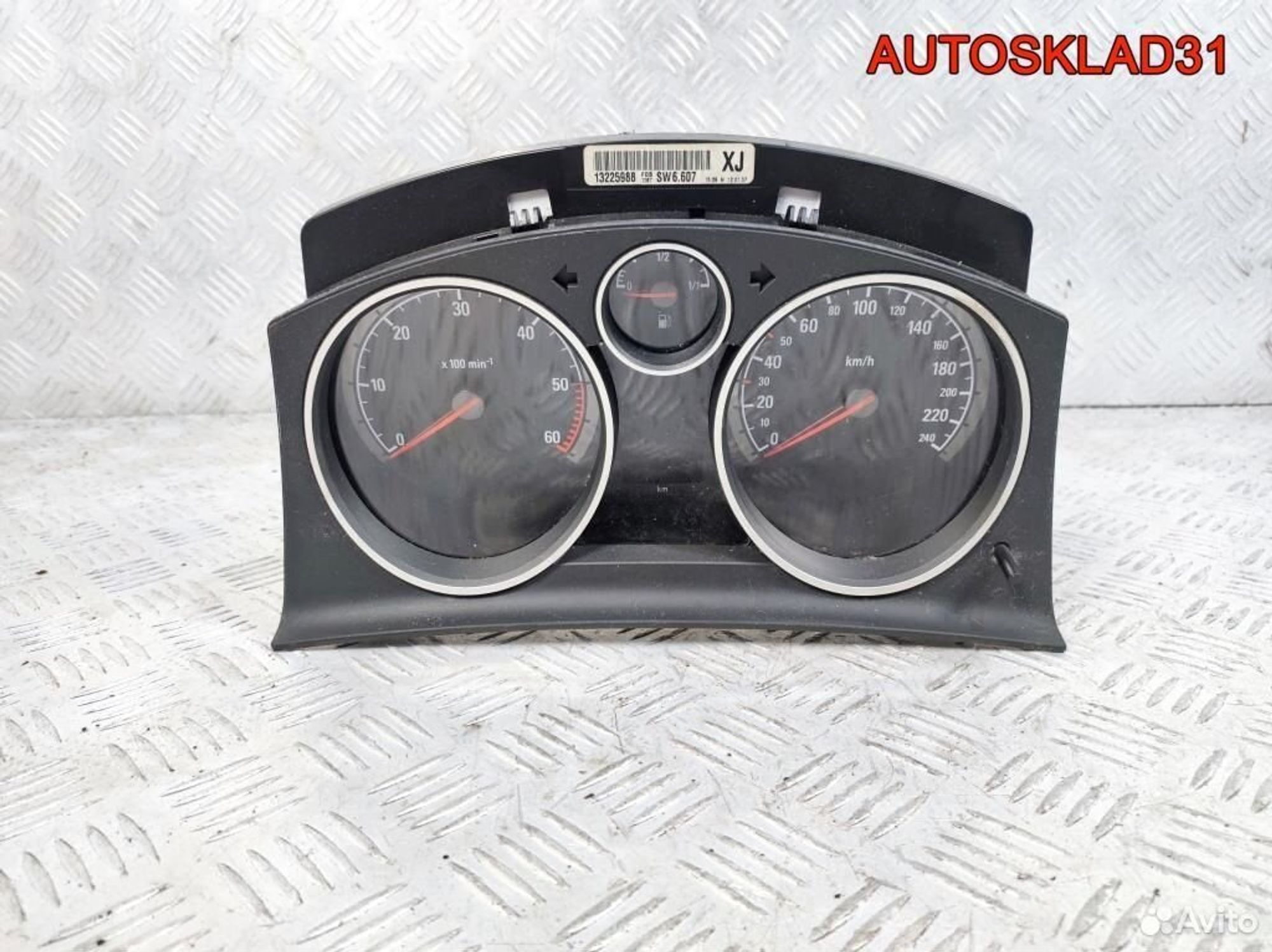 Панель приборов Opel Astra H 13225988 Дизель, 2600 рублей, Дубовое