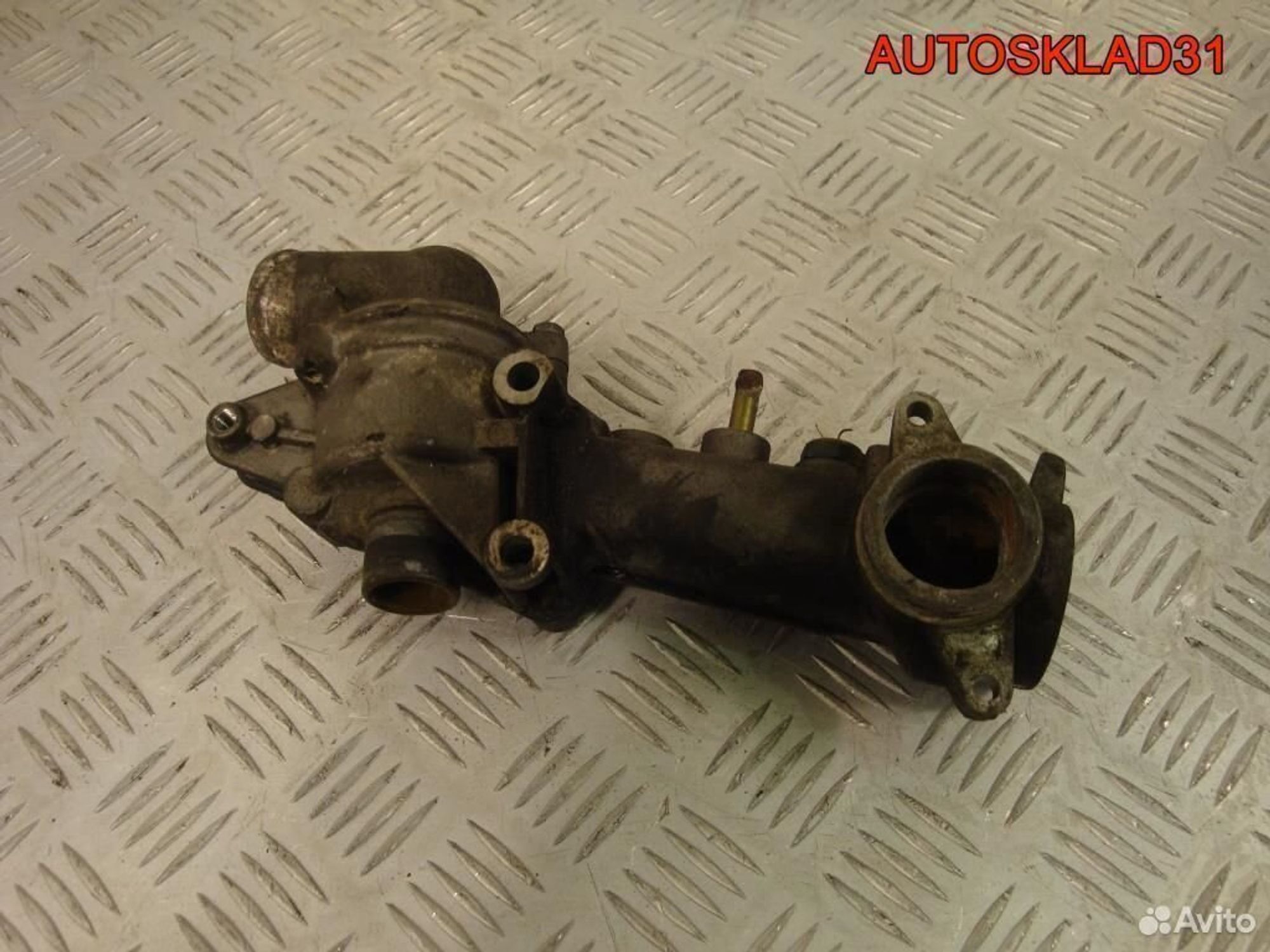 Корпус термостата Mercedes Benz W203 1112030473, 1700 рублей, Дубовое