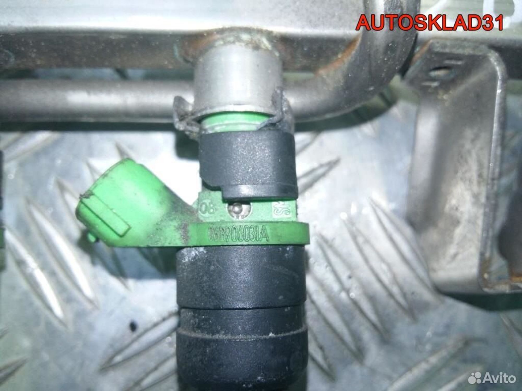 Форсунка инжекторная Пассат Б5+ 2.0 AZM 06B906031A, 500 рублей, Дубовое