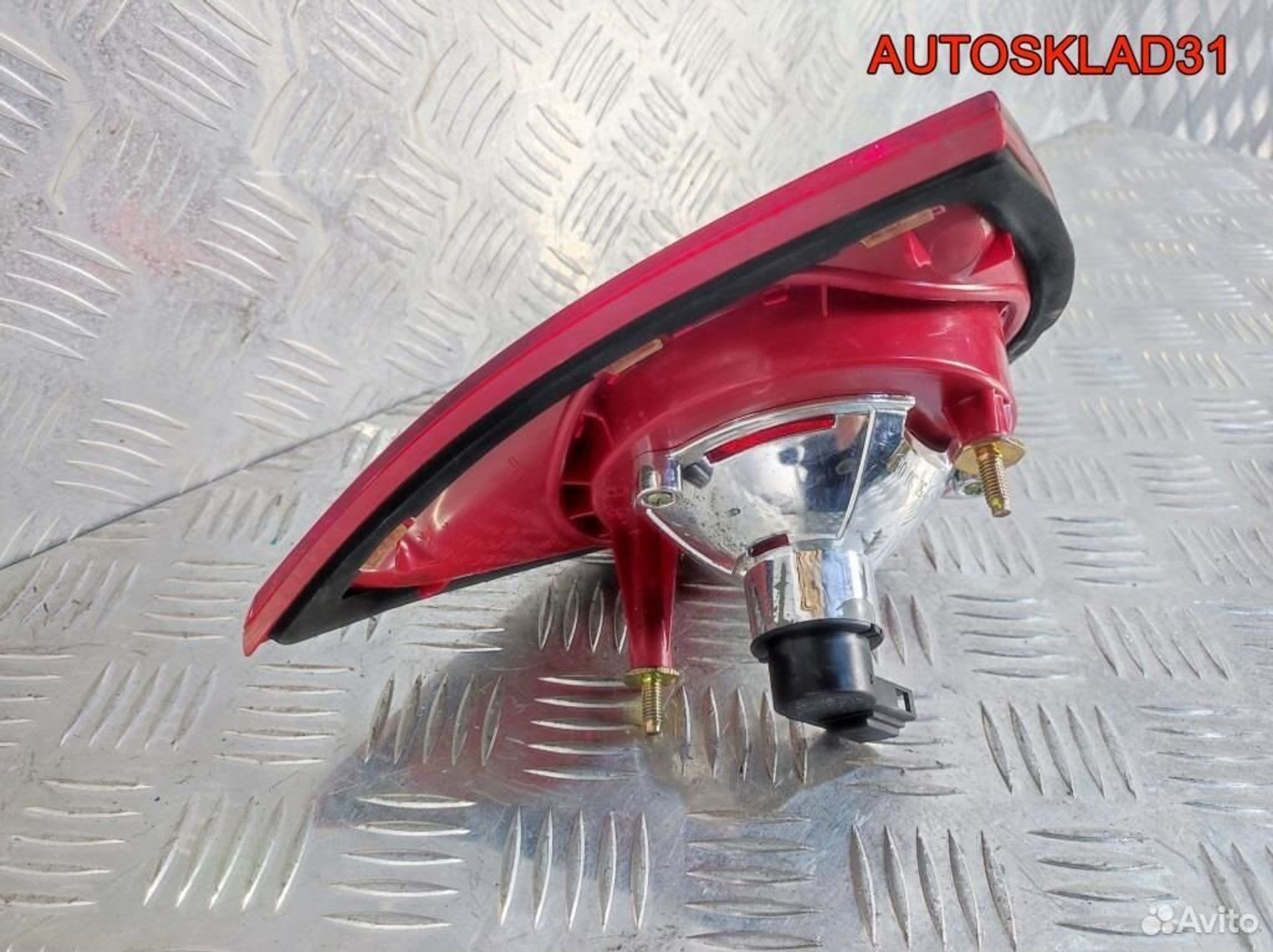 Фонарь задний внутренний левый VW Golf 5 028500102, 2600 рублей, Дубовое