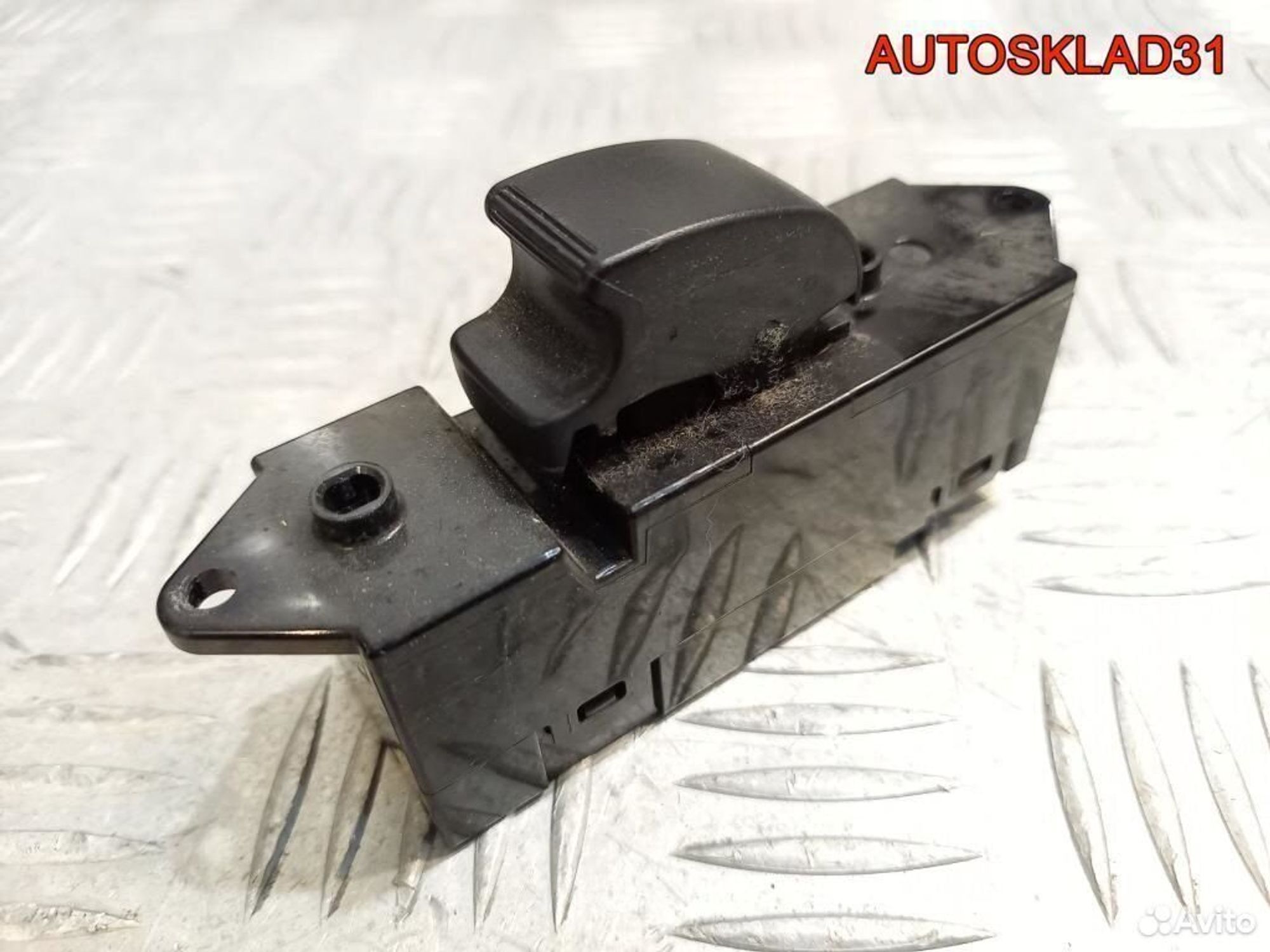 Кнопка стеклоподъемника Митсубиси Лансер MR587880, 600 рублей, Дубовое