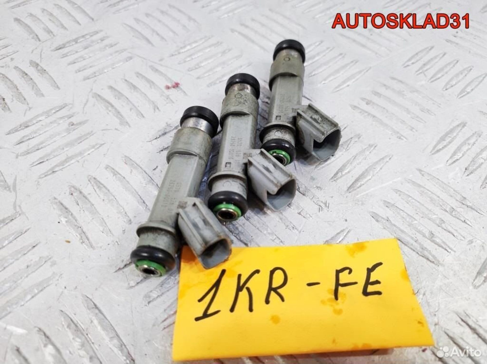 Форсунка топливная Peugeot 107 1KR-FE 2325000010, 1300 рублей, Дубовое