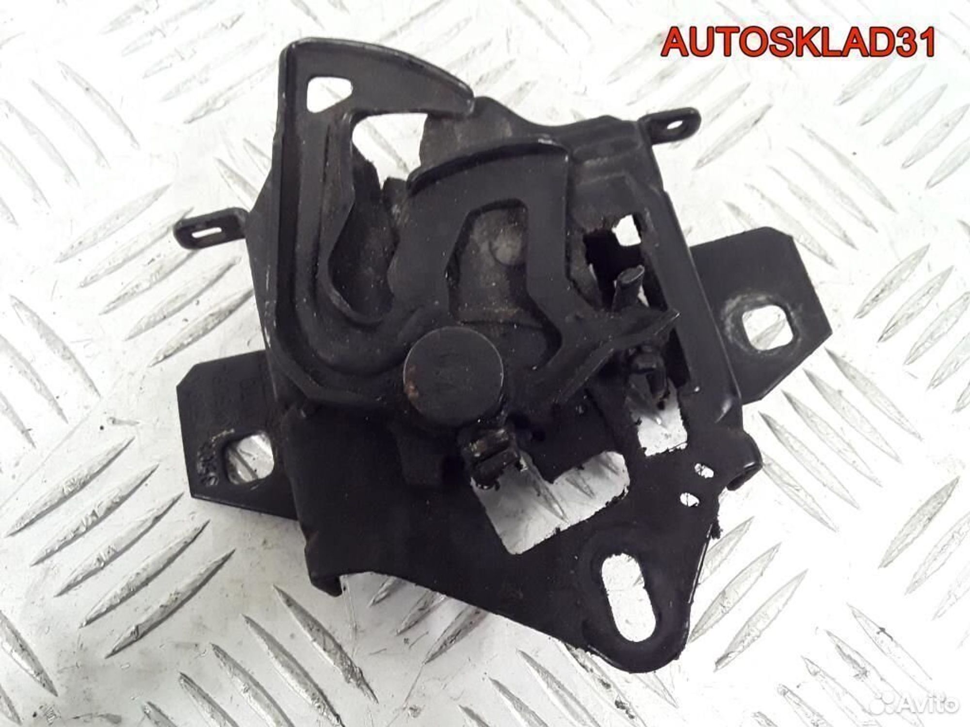 Замок капота Volkswagen Passat B5+ 3B0823509R, 1700 рублей, Дубовое