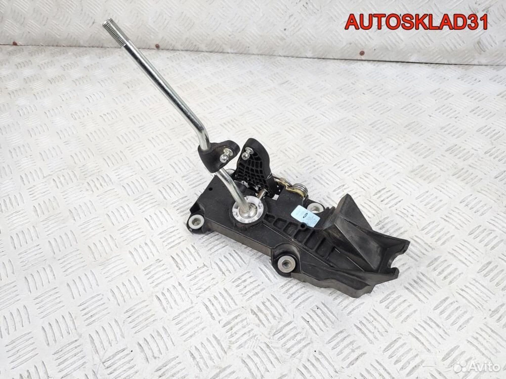 Кулиса МКПП Ford Focus 2 8M5R7C453AKA, 2100 рублей, Дубовое