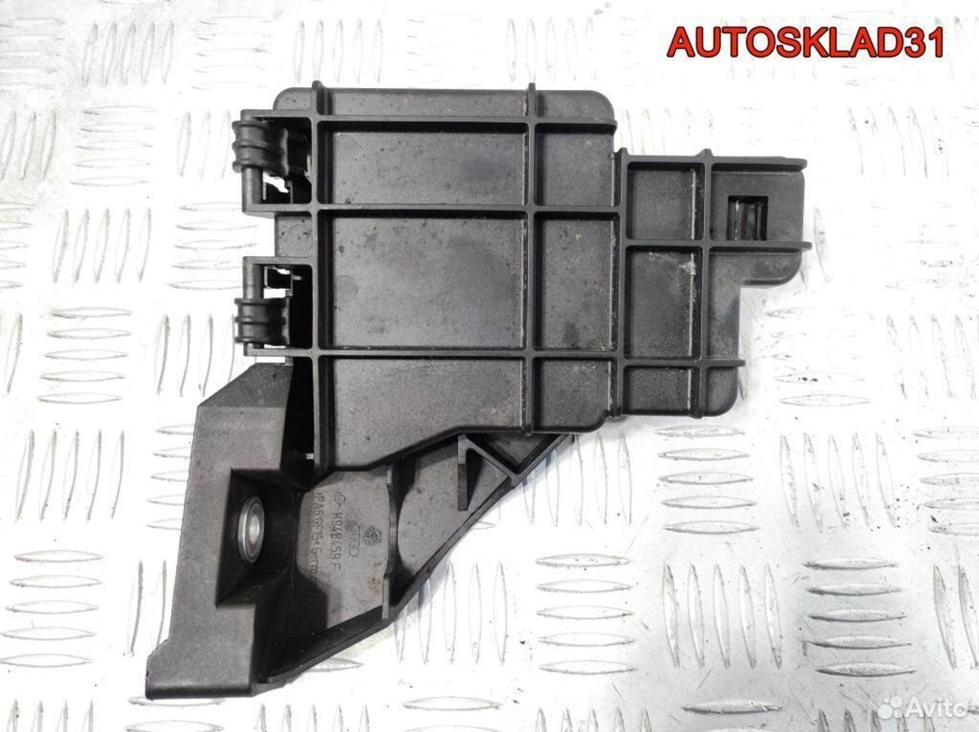 Клемма аккумулятора плюс Audi A8 D3 4E0971845F, 900 рублей, Дубовое