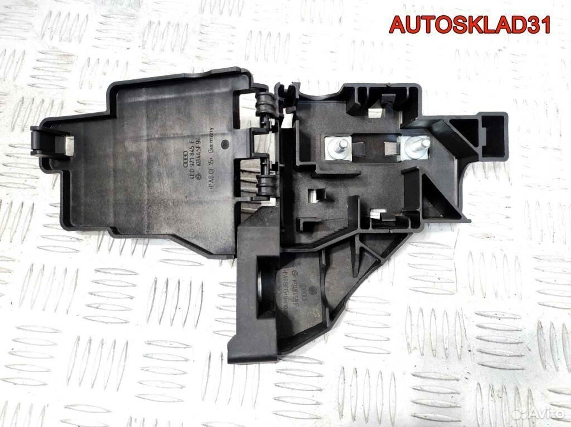 Клемма аккумулятора плюс Audi A8 D3 4E0971845F, 900 рублей, Дубовое