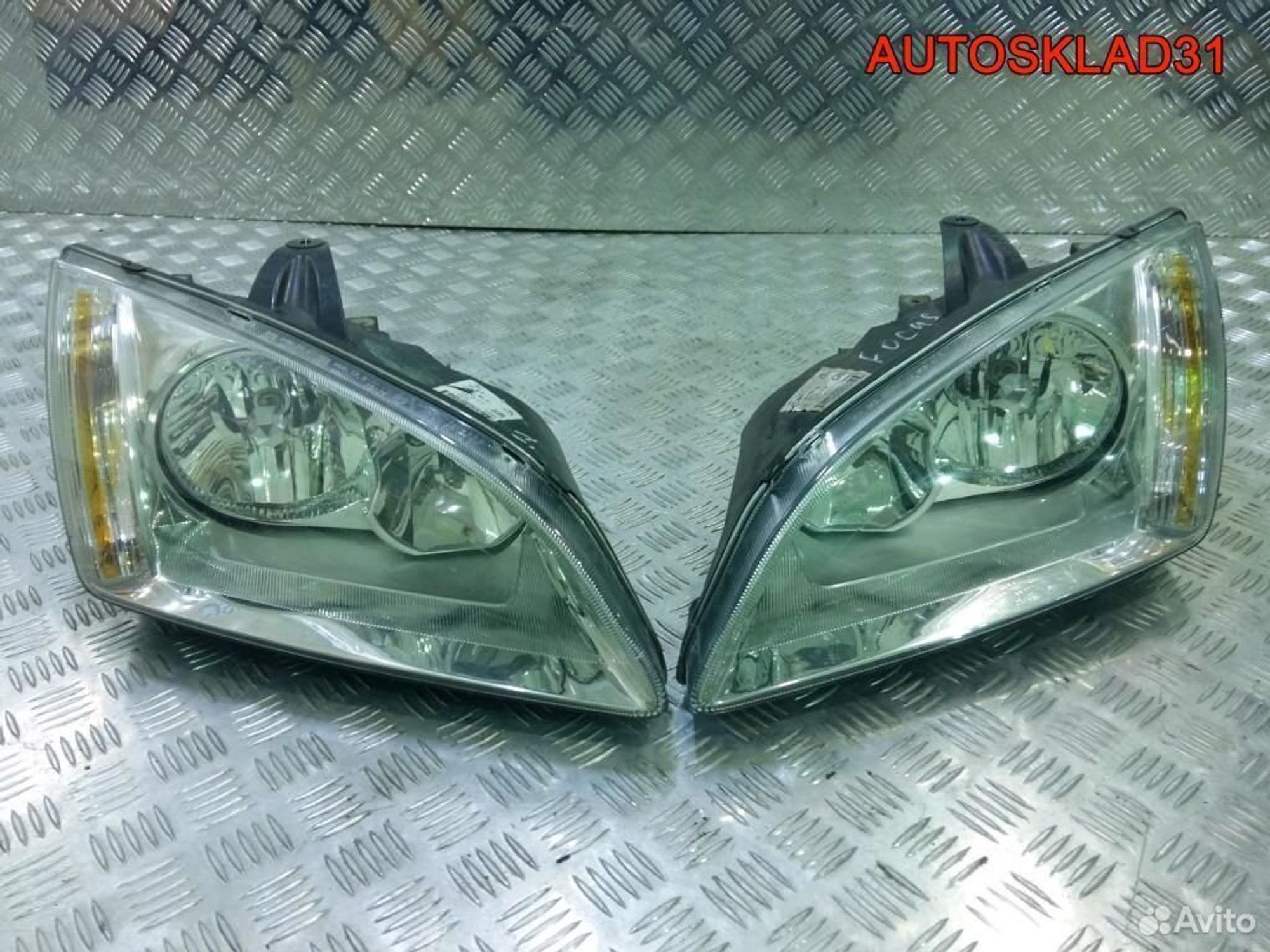 Фара для Форд Фокус 2 1480990 дорестайлинг хром, 5200 рублей, Дубовое