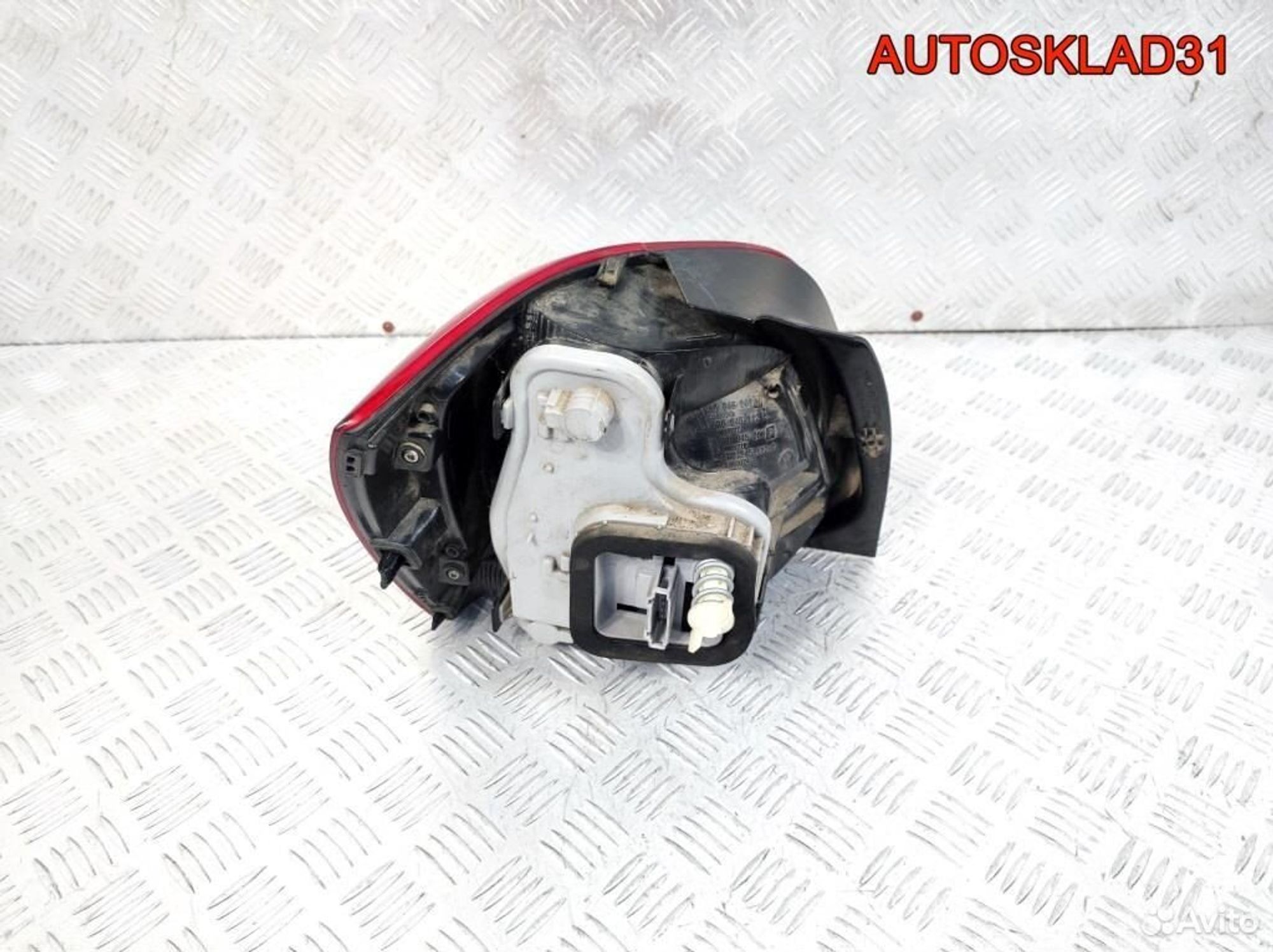 Фонарь задний правый VW Polo HB 6R0945096N Хетчбэк, 3600 рублей, Дубовое