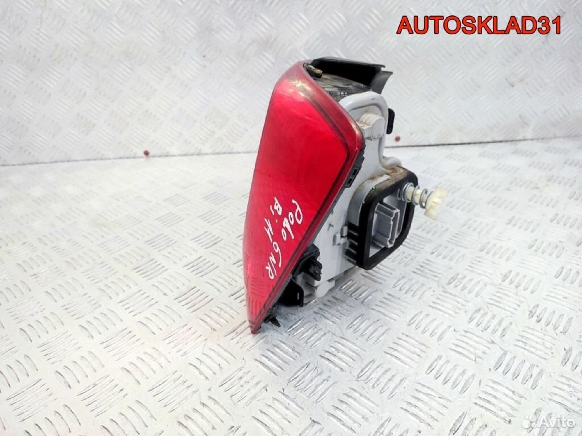 Фонарь задний правый VW Polo HB 6R0945096N Хетчбэк, 3600 рублей, Дубовое