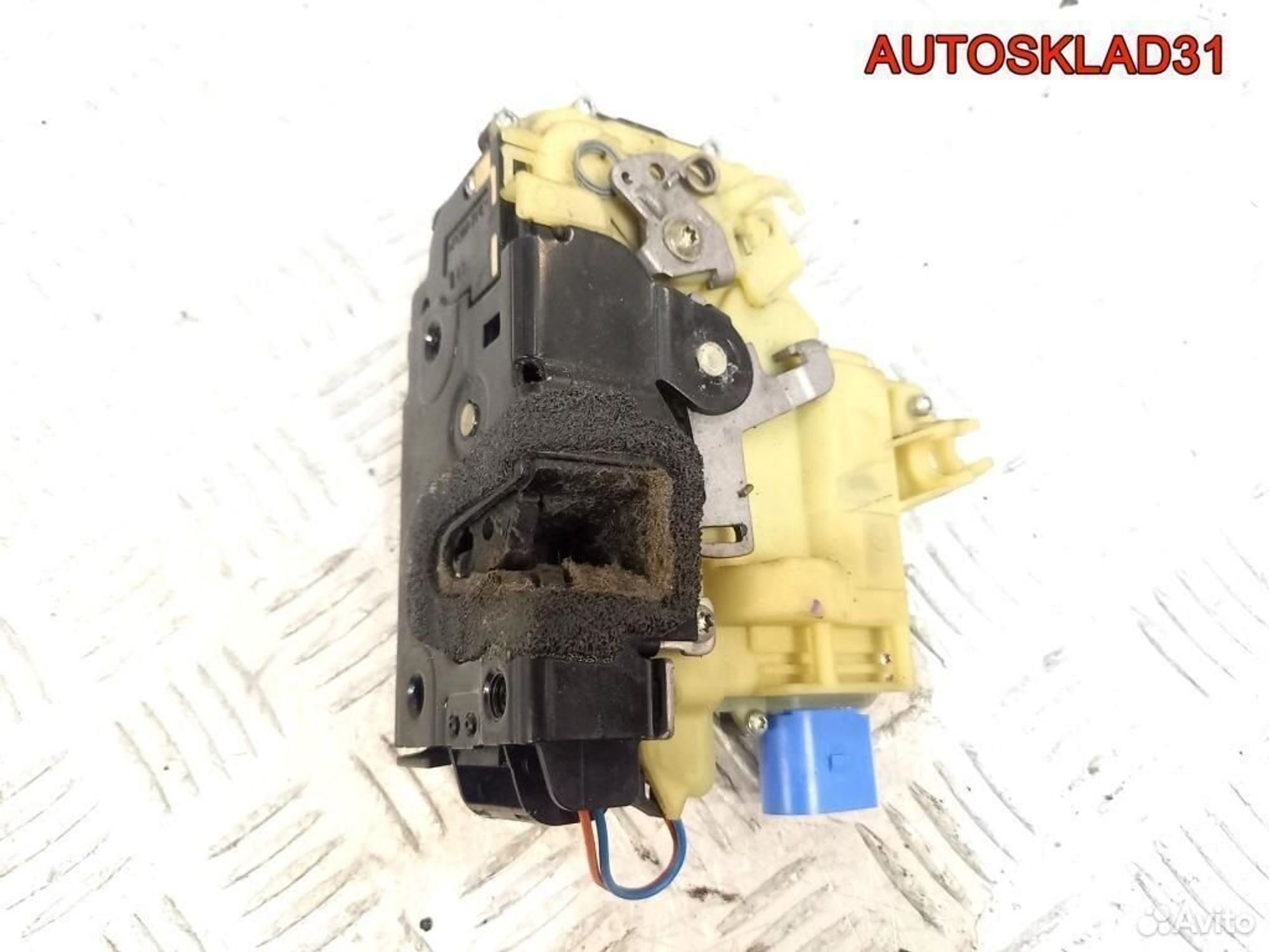 Замок двери передней левой VW Polo 9N 3B1837015AM, 4100 рублей, Дубовое