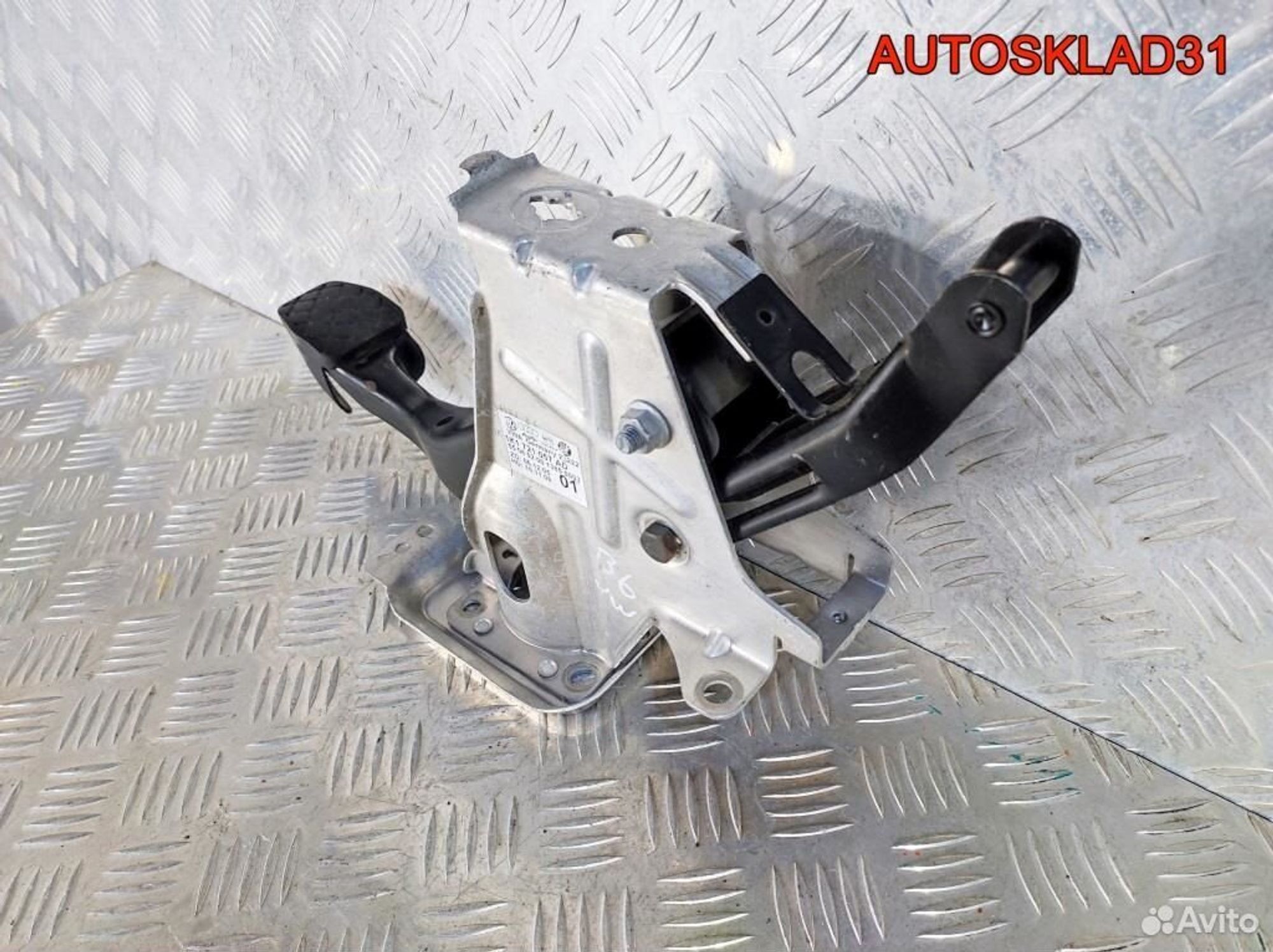 Педаль тормоза МКПП VW Passat B6 1K1721057AD, 1100 рублей, Дубовое