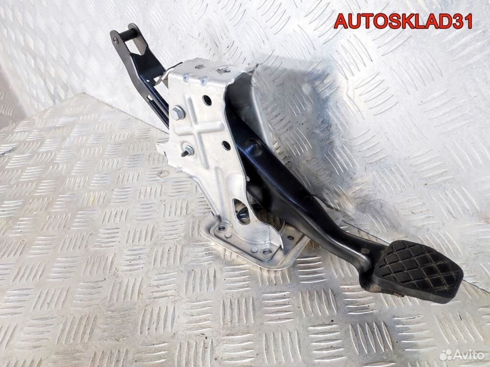 Педаль тормоза МКПП VW Passat B6 1K1721057AD, 1100 рублей, Дубовое