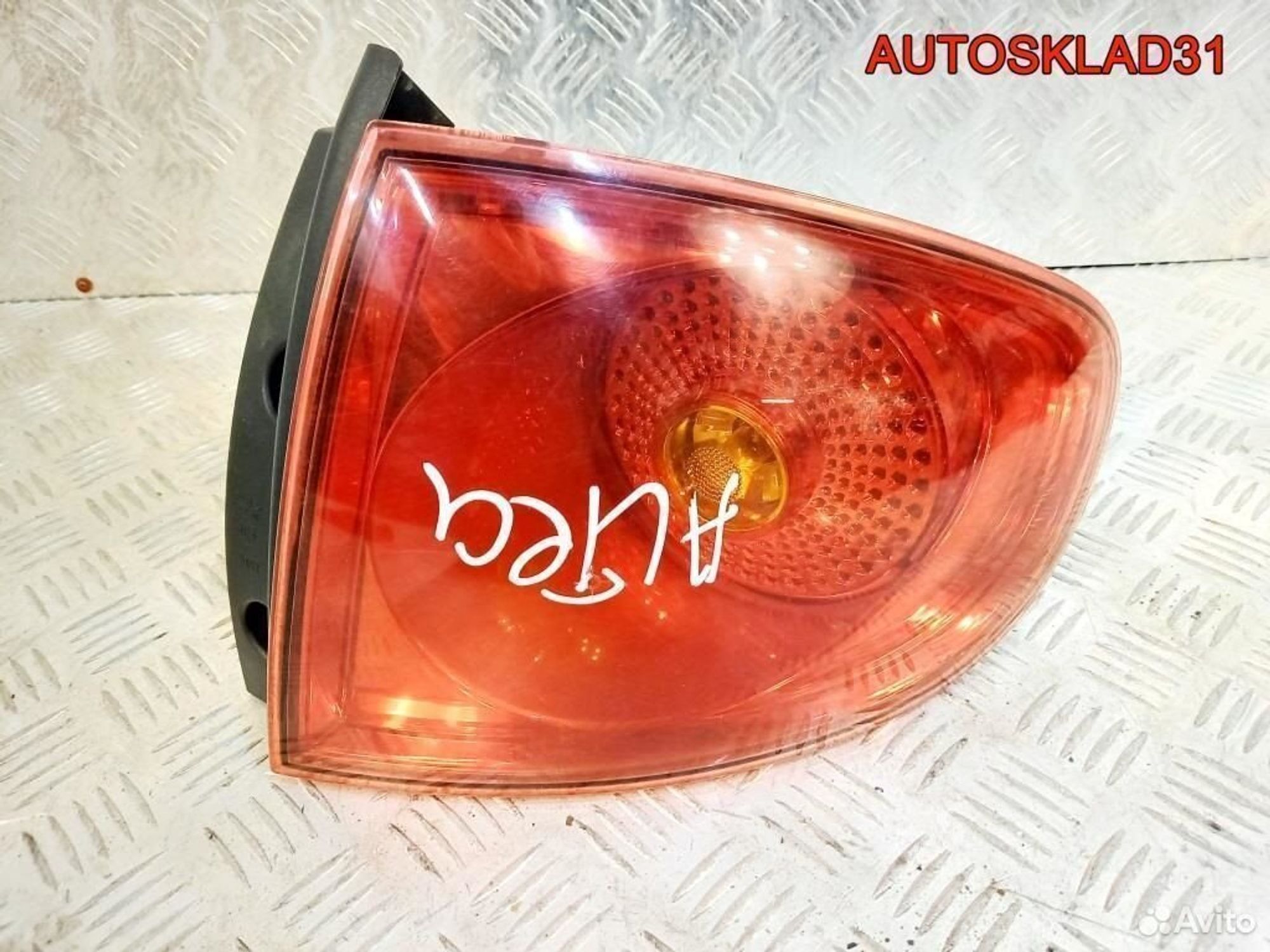 Фонарь задний правый Seat Altea 5P0945112, 2300 рублей, Дубовое