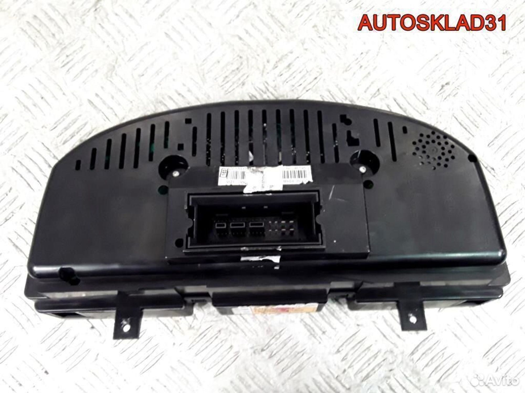 Панель приборов VW Passat B6 3C0920870FX Бензин, 5500 рублей, Дубовое