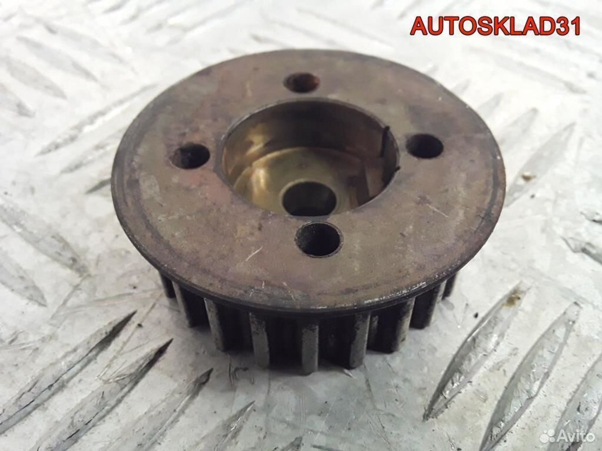 Шкив зубчатого ремня VW Passat B5+ BDN 07D105261B, 1100 рублей, Дубовое