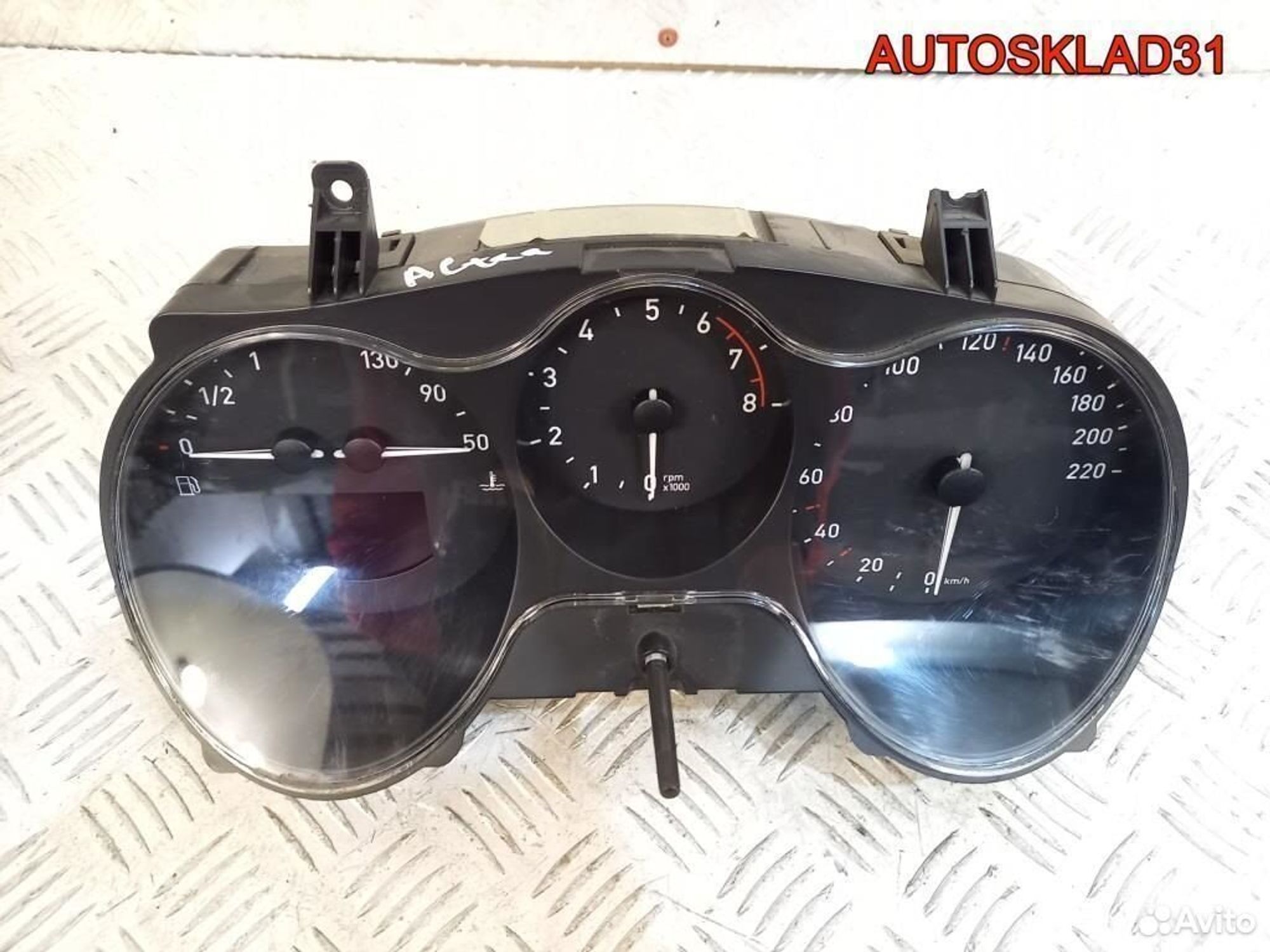 Панель приборов Seat Altea 1.6 BSE 5P0920804A, 5700 рублей, Дубовое