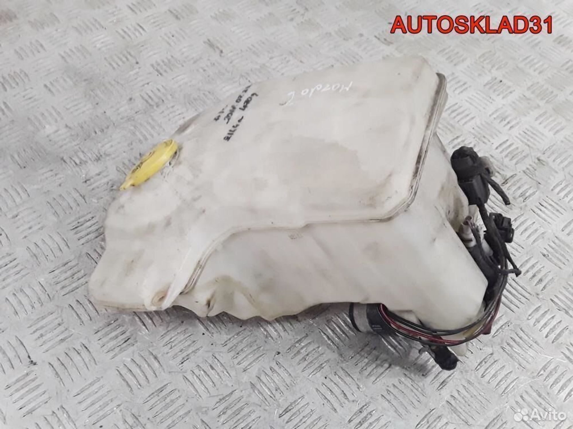 Бачок омывателя лобового стекла Mazda 6 855341054, 1800 рублей, Дубовое