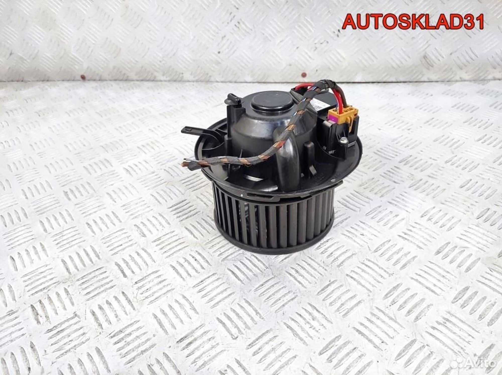 Моторчик отопителя Volkswagen Touran 1K1820015F, 6600 рублей, Дубовое