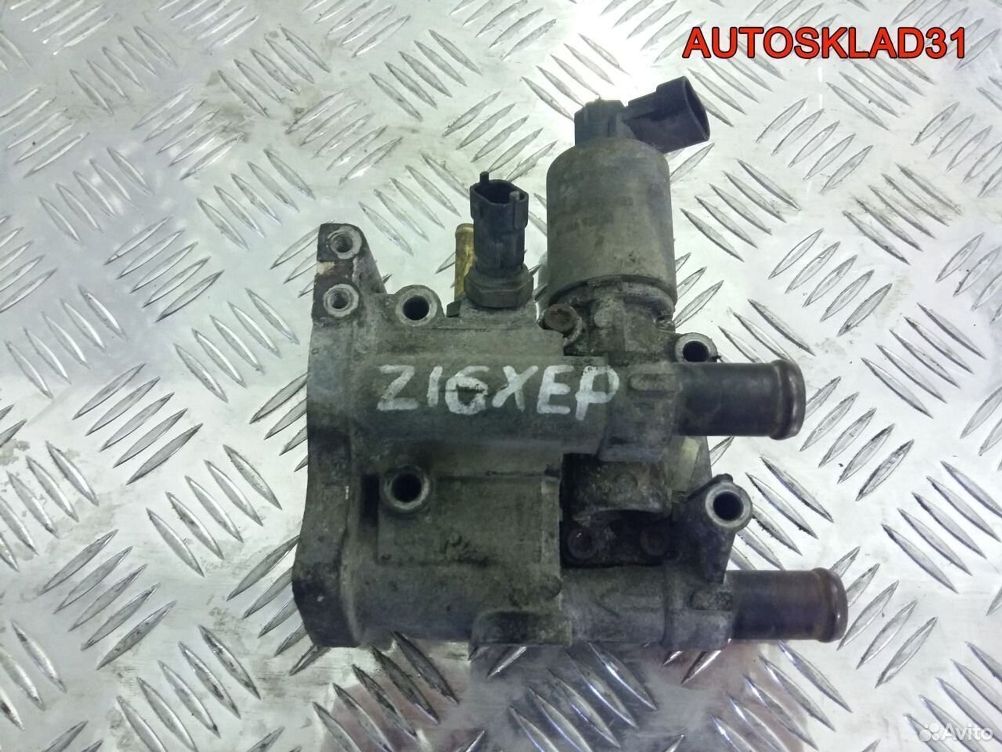 Корпус термостата Astra H z16xep 55559594, 1100 рублей, Дубовое