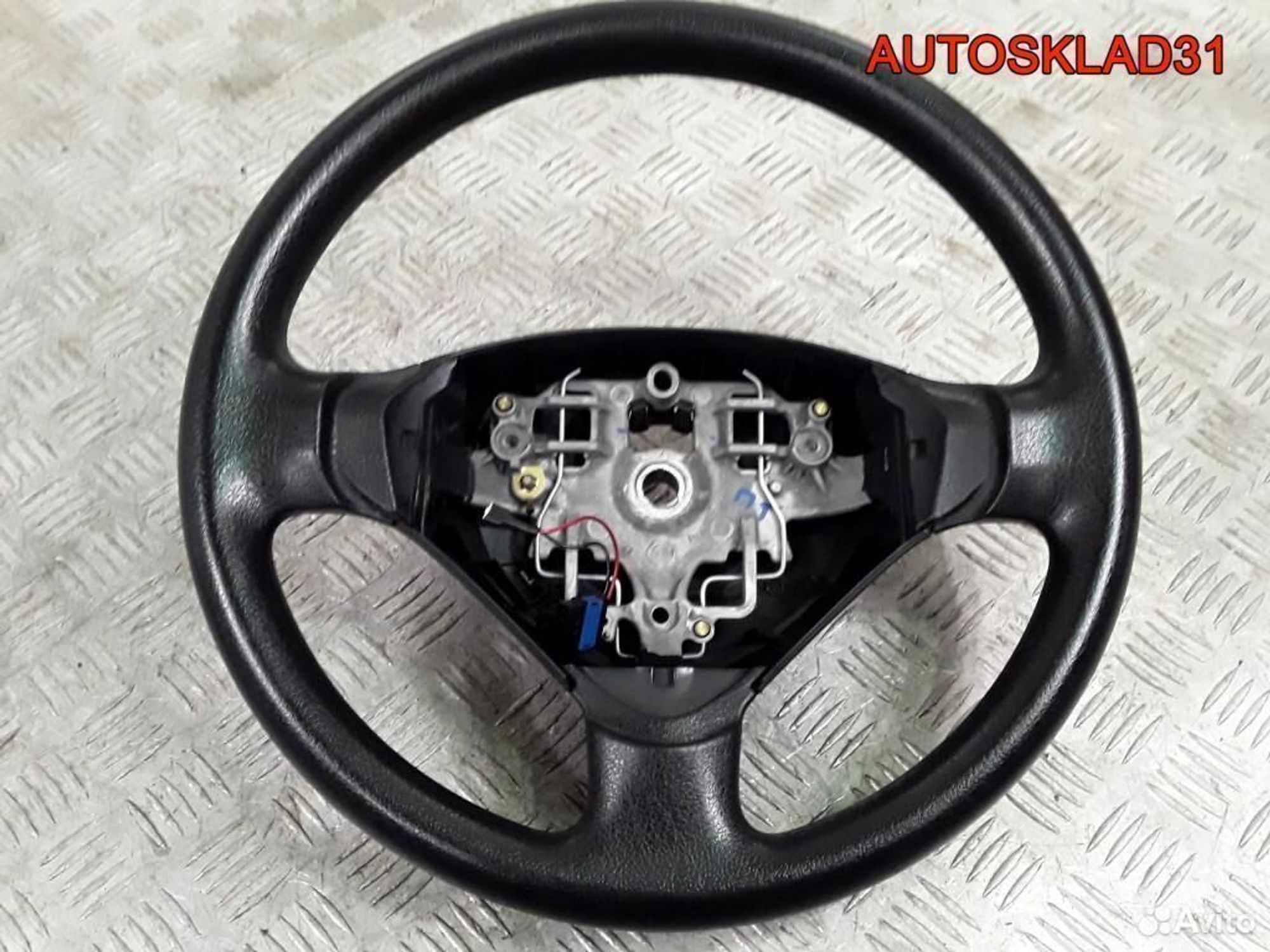 Рулевое колесо Peugeot 207 4109GZ, 1800 рублей, Дубовое