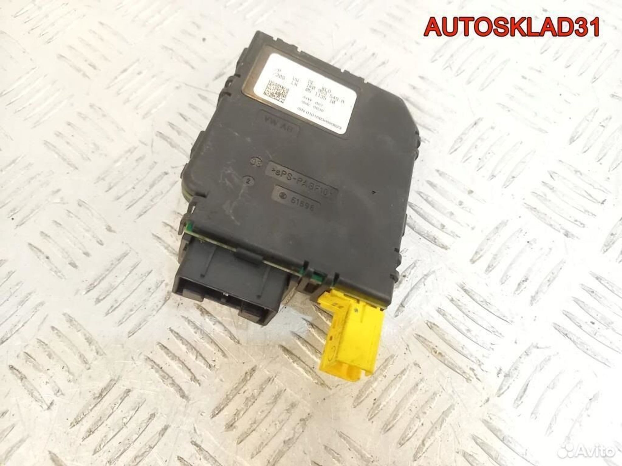 Блок подрулевой Volkswagen Golf 5 1K0953549A, 2100 рублей, Дубовое