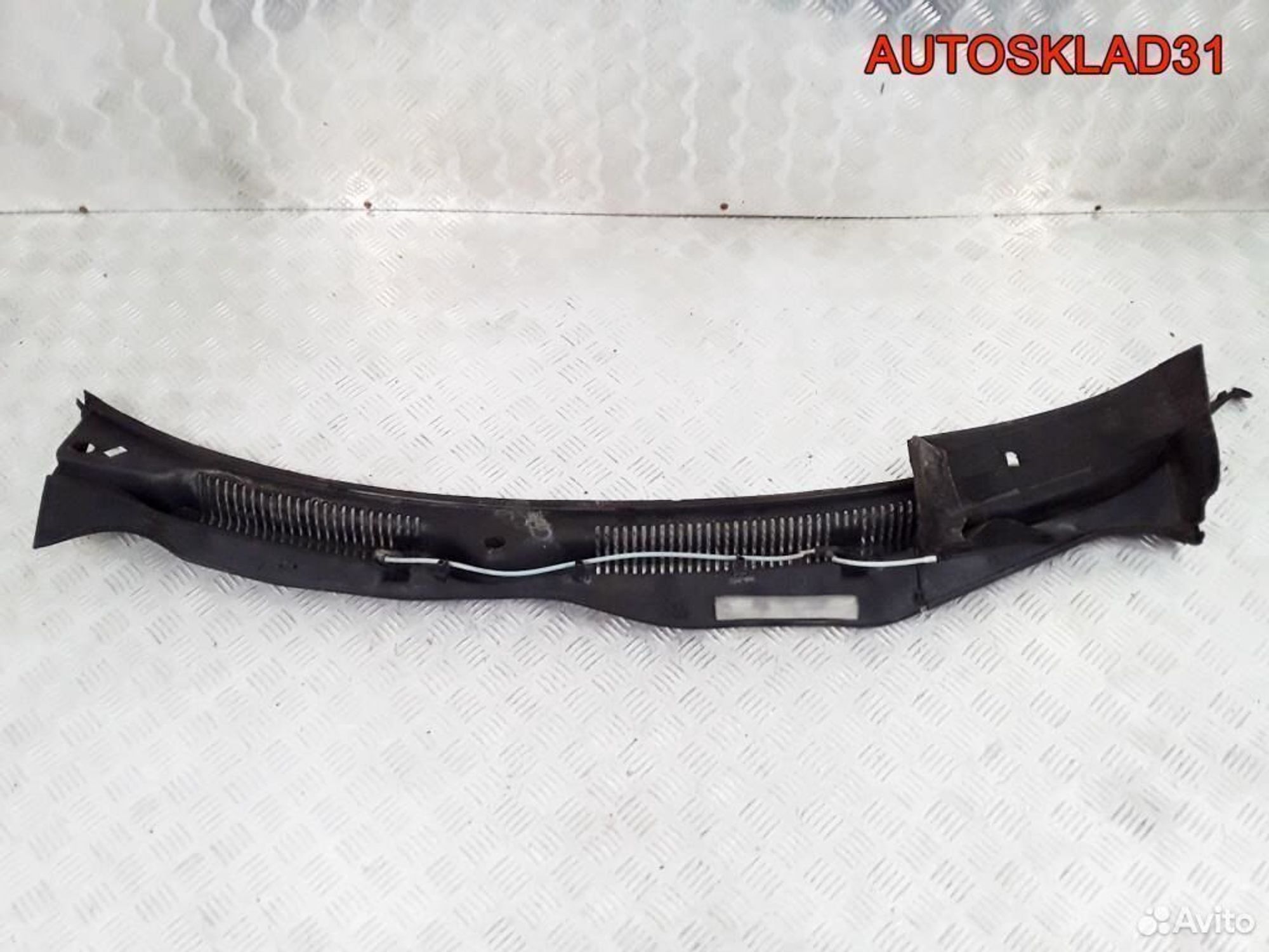 Решетка стеклоочистителя Seat Leon 1M1 1M1853185, 2100 рублей, Дубовое