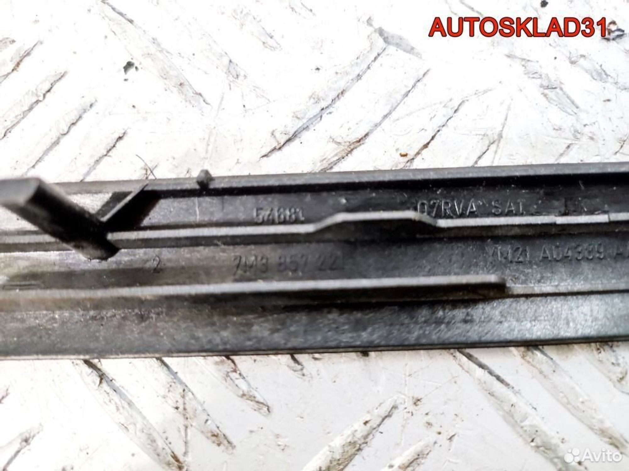 Накладка декоративная левая VW Sharan 7M3857221, 600 рублей, Дубовое