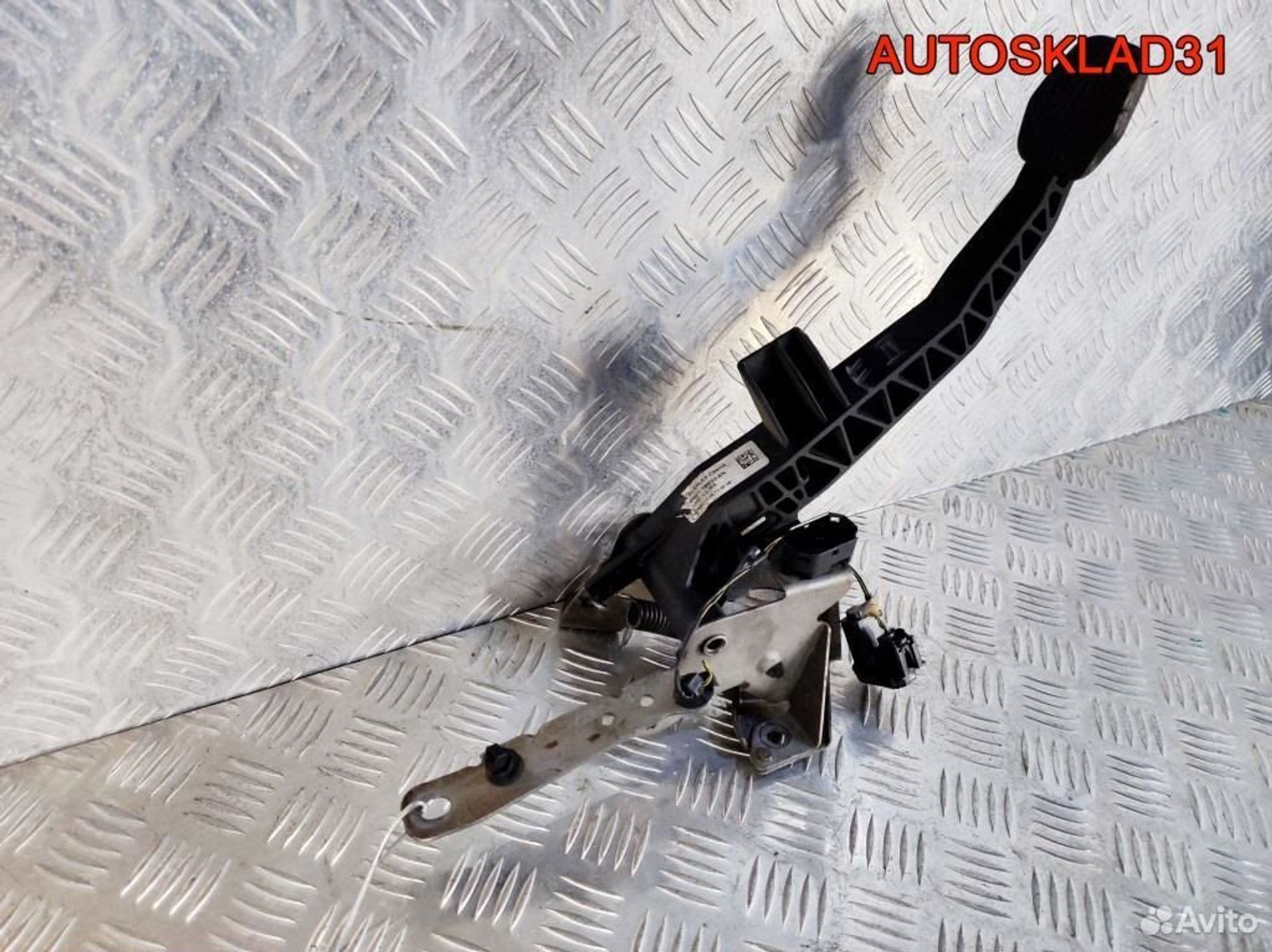 Педаль сцепления Ford Focus 2 4M517B633AN, 1100 рублей, Дубовое