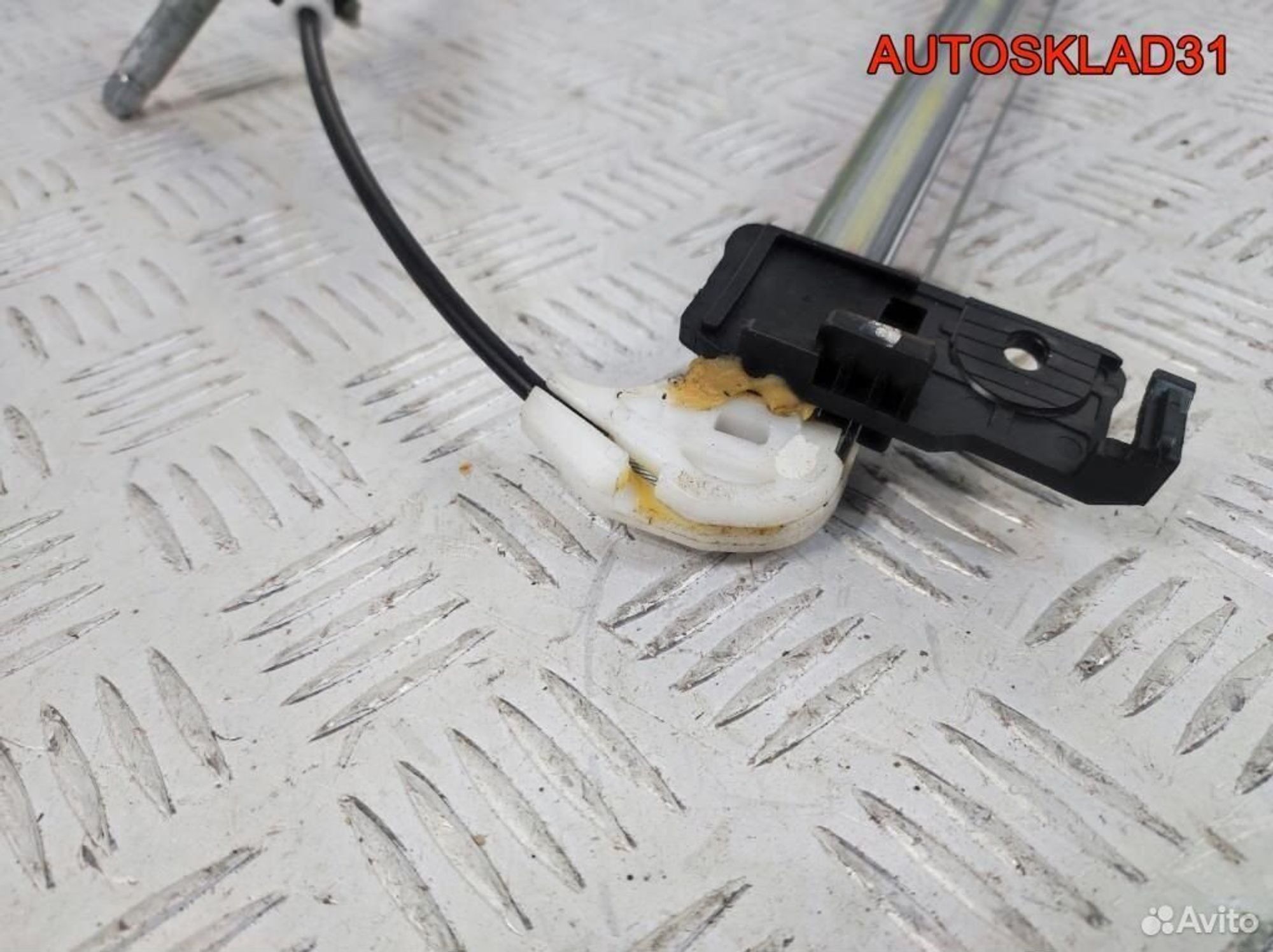 Стеклоподъемник механ. задний левый Mazda 3 BK, 1100 рублей, Дубовое