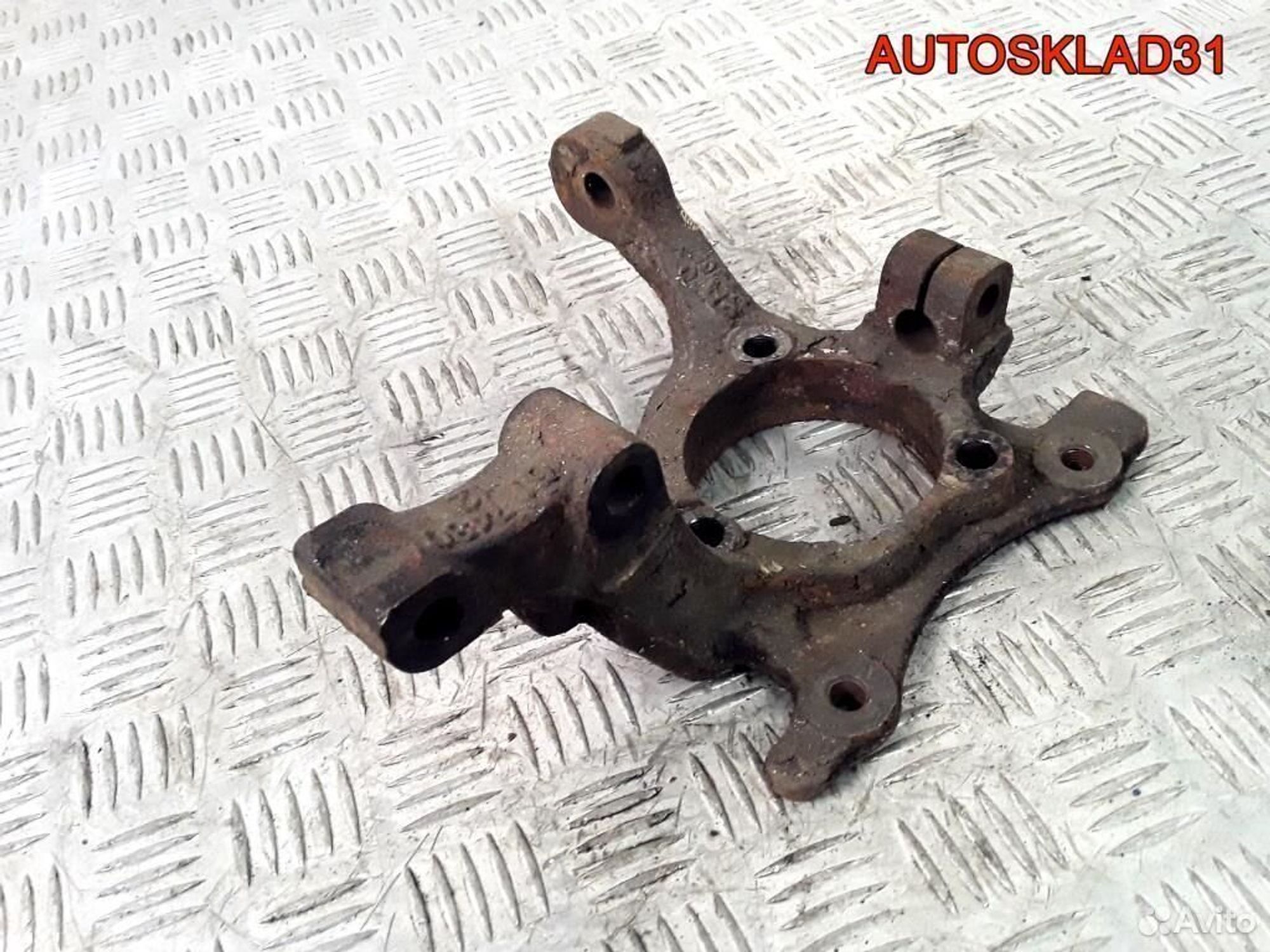 Кулак поворотный передний правый Opel Astra H, 1800 рублей, Дубовое