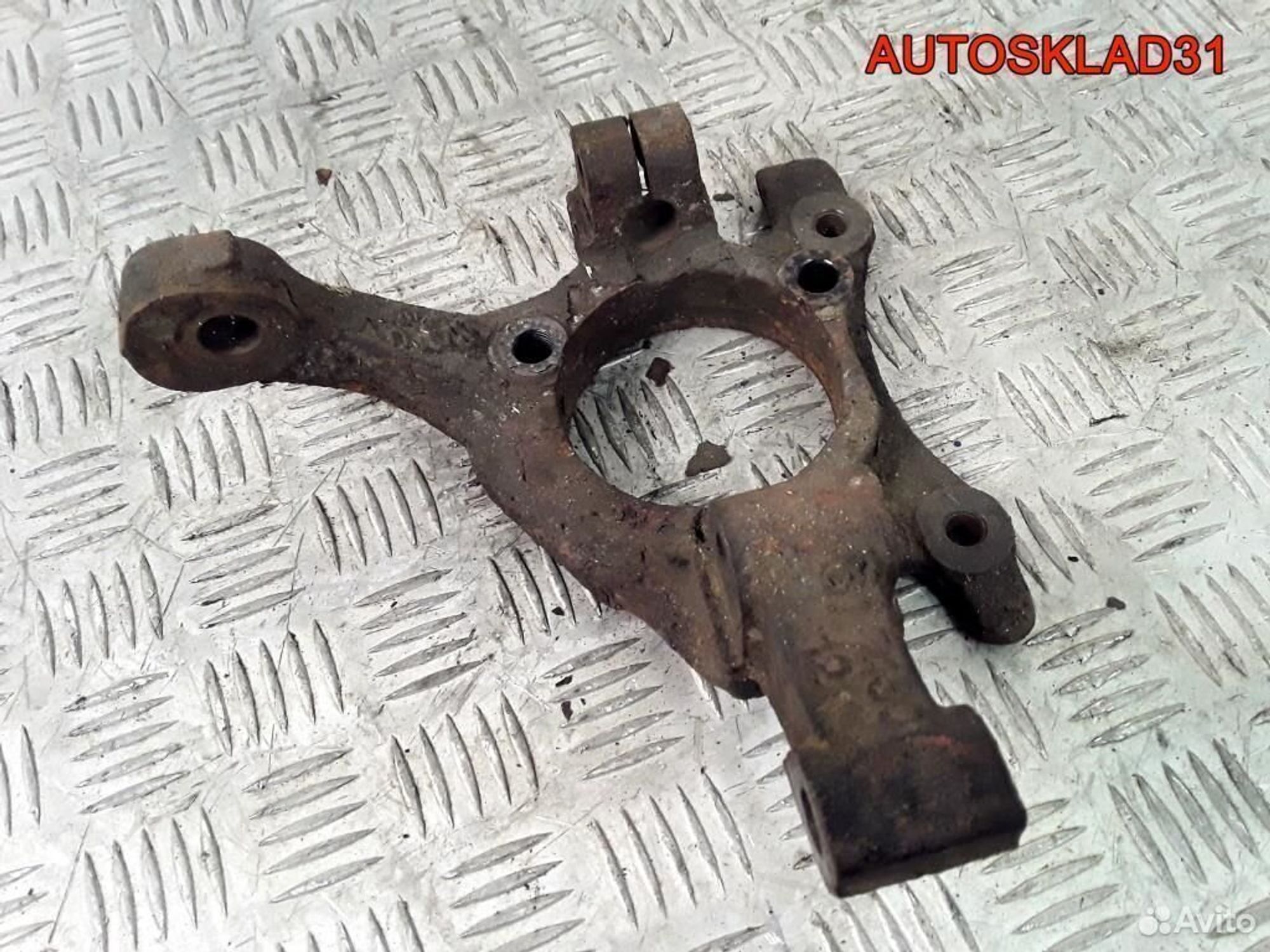 Кулак поворотный передний правый Opel Astra H, 1800 рублей, Дубовое