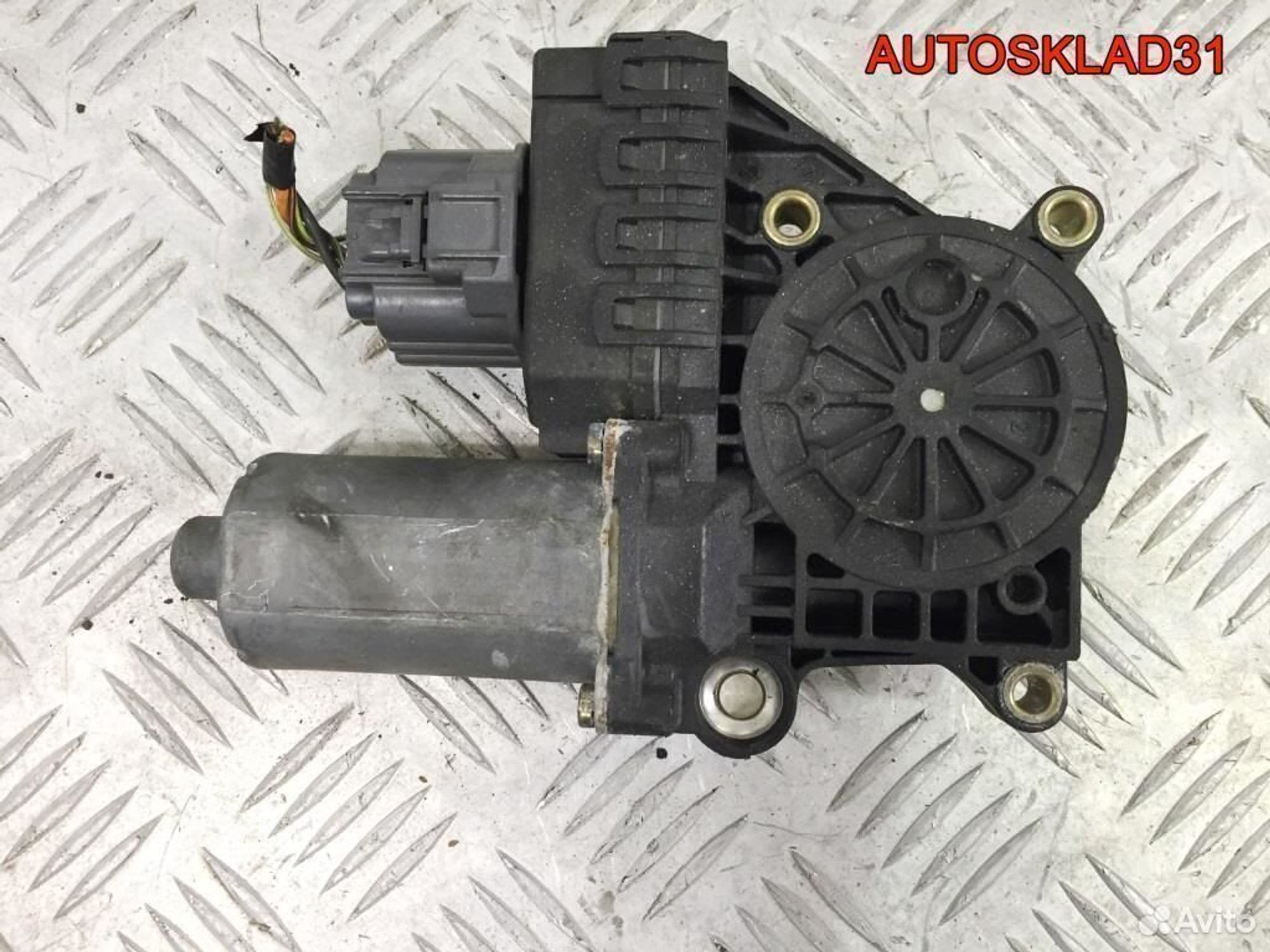 Моторчик стеклоподъемника Ford Mondeo 3 0130821770, 1100 рублей, Дубовое