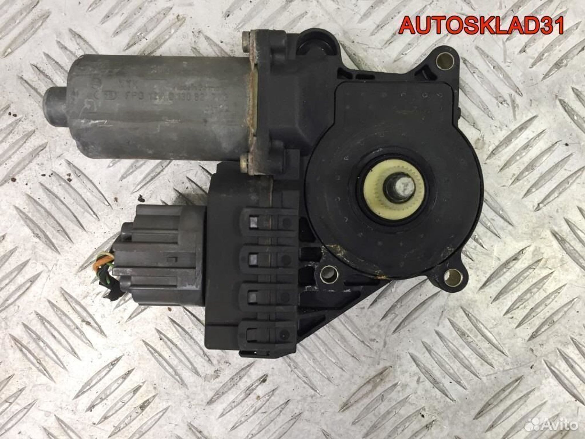 Моторчик стеклоподъемника Ford Mondeo 3 0130821770, 1100 рублей, Дубовое