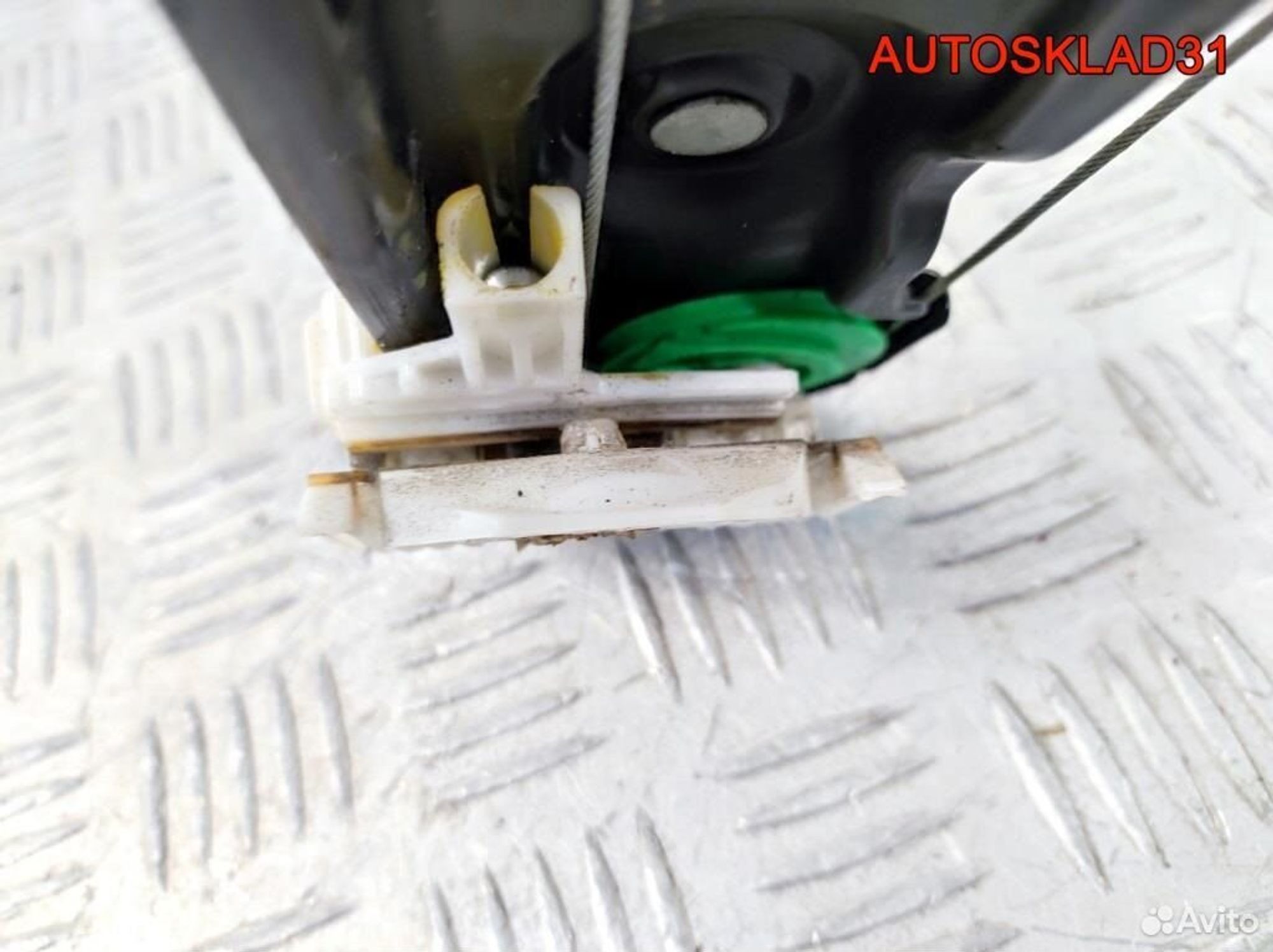 Стеклоподъемник передний левый BMW E90 51337140587, 2100 рублей, Дубовое