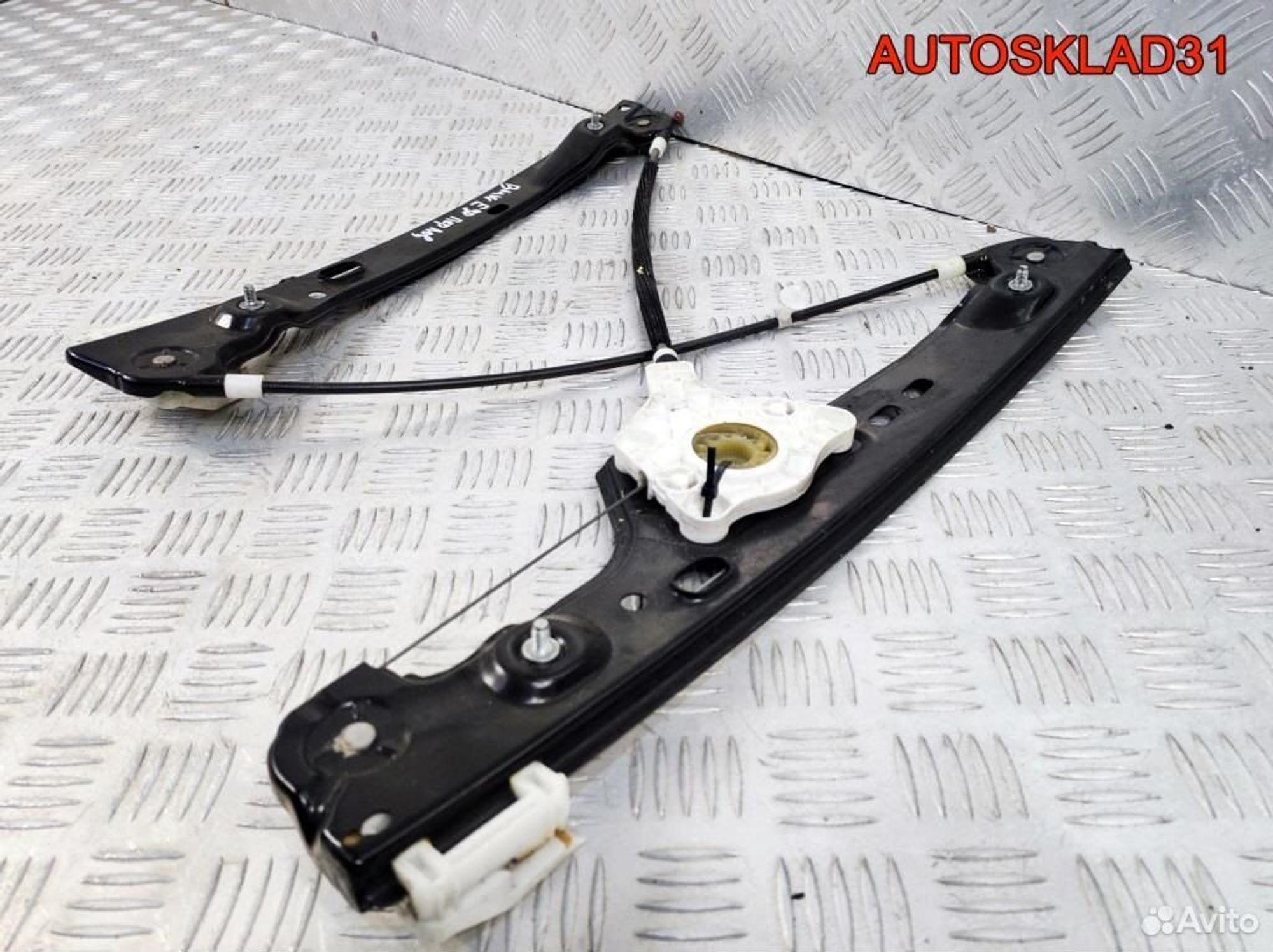 Стеклоподъемник передний левый BMW E90 51337140587, 2100 рублей, Дубовое