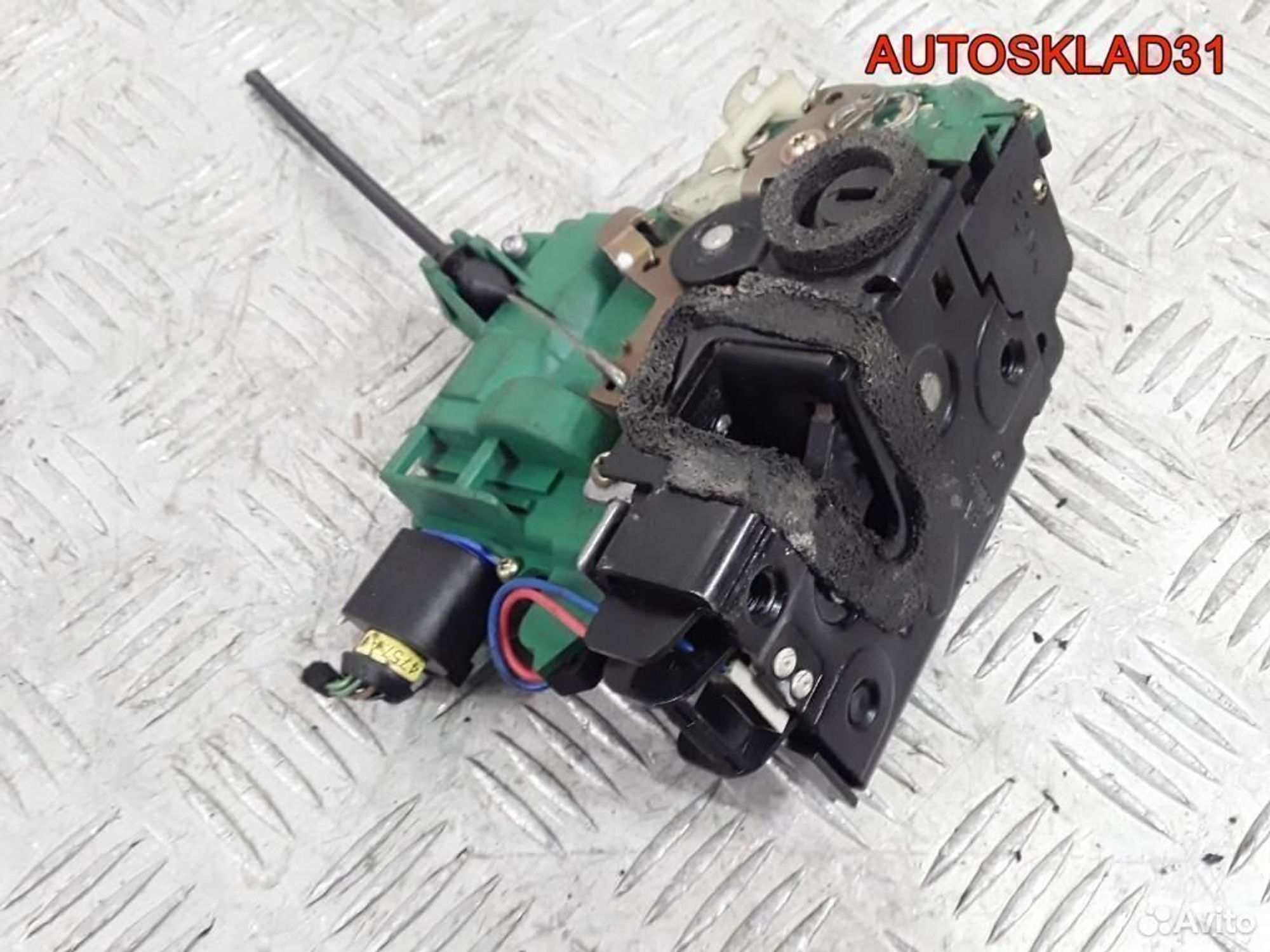 Замок двери задней правой VW Polo 9N 3B4839016AG, 2800 рублей, Дубовое