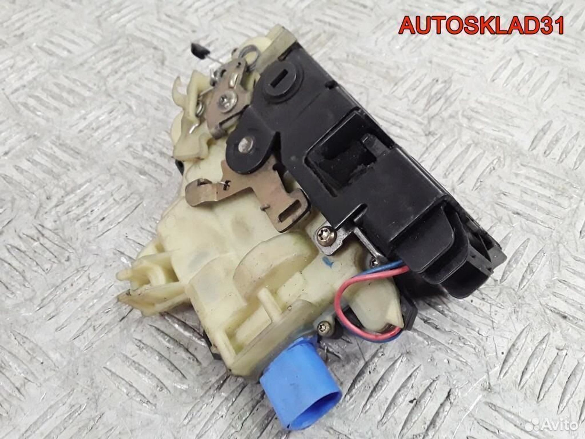 Замок двери задней правой VW Polo 9N 3B4839016AG, 2800 рублей, Дубовое