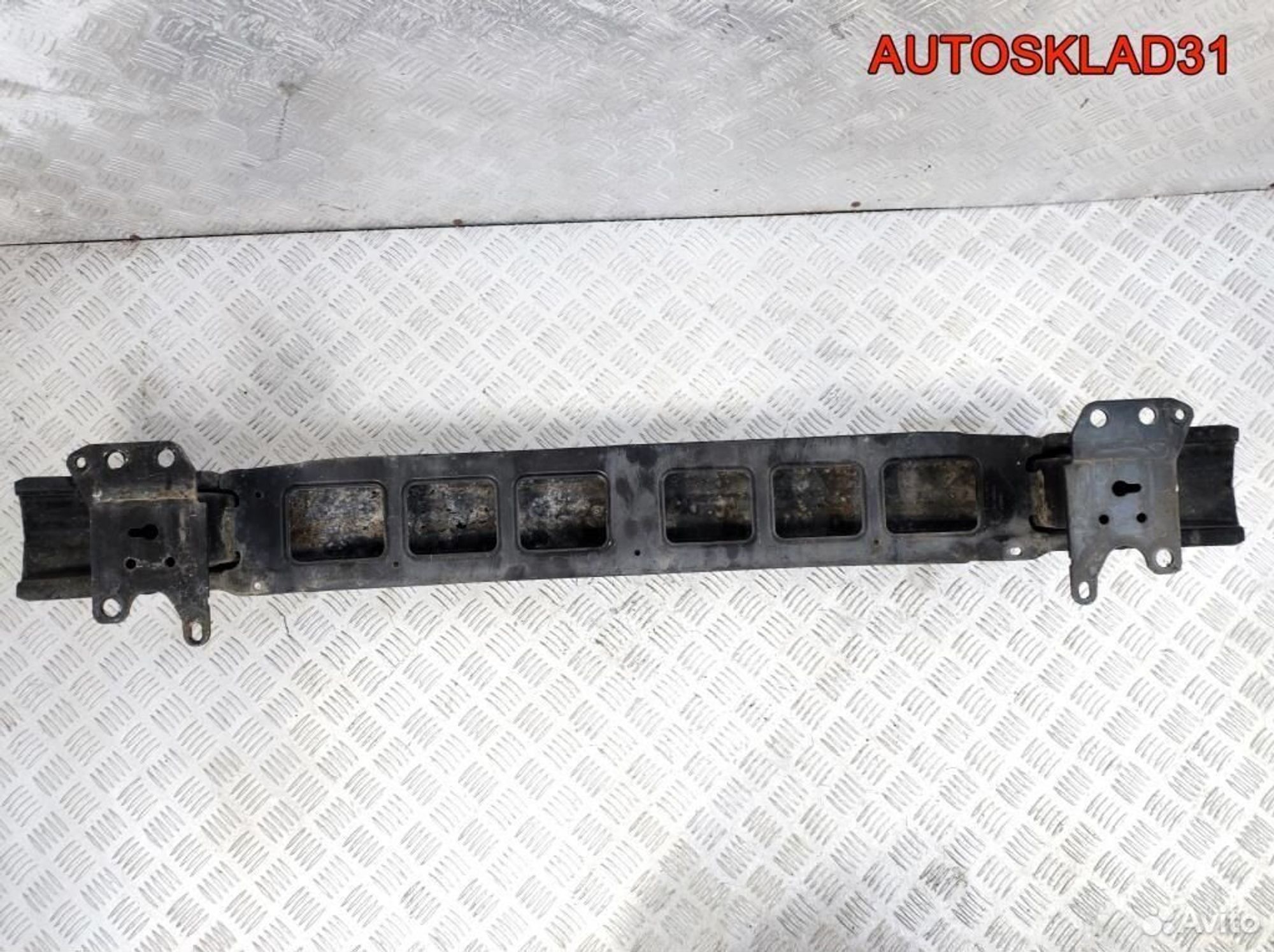 Усилитель переднего бампера Skoda Fabia 6Y0807109A, 2600 рублей, Дубовое